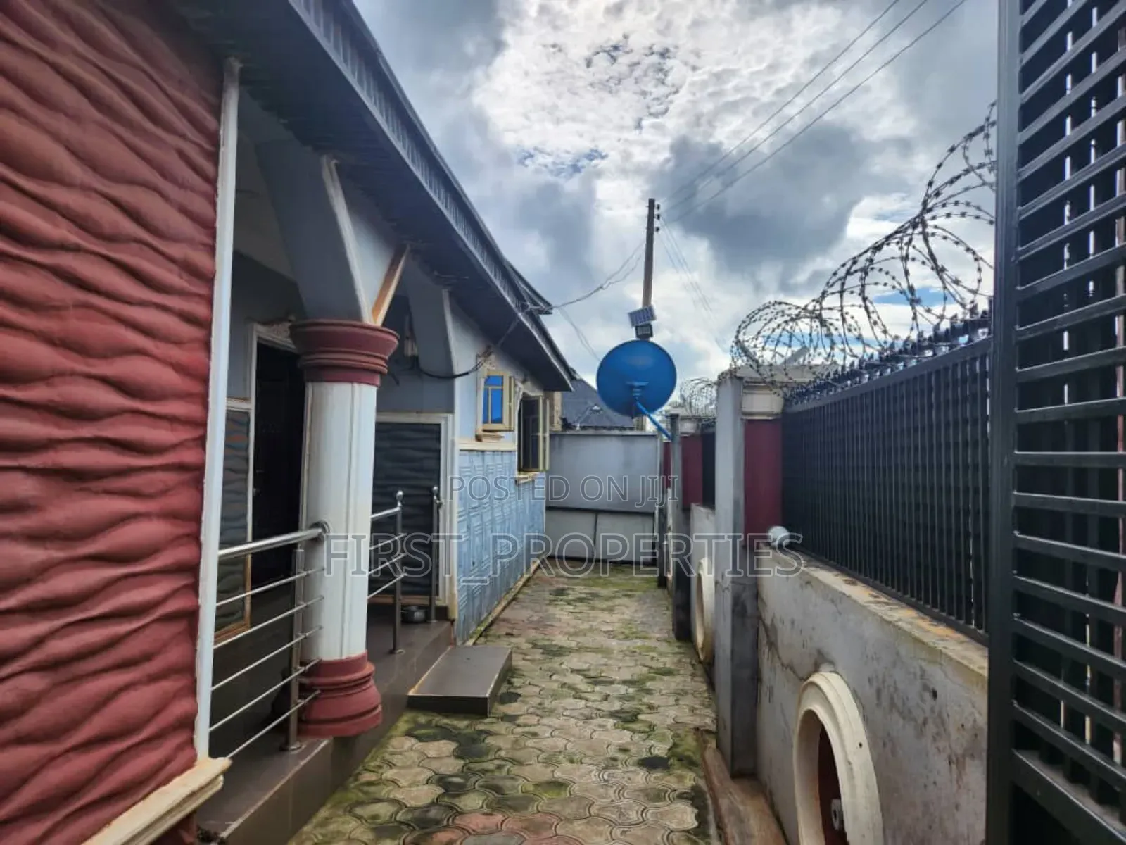 3bdrm Bungalow in Owode Apata, Ibadan for sale in Ibadan