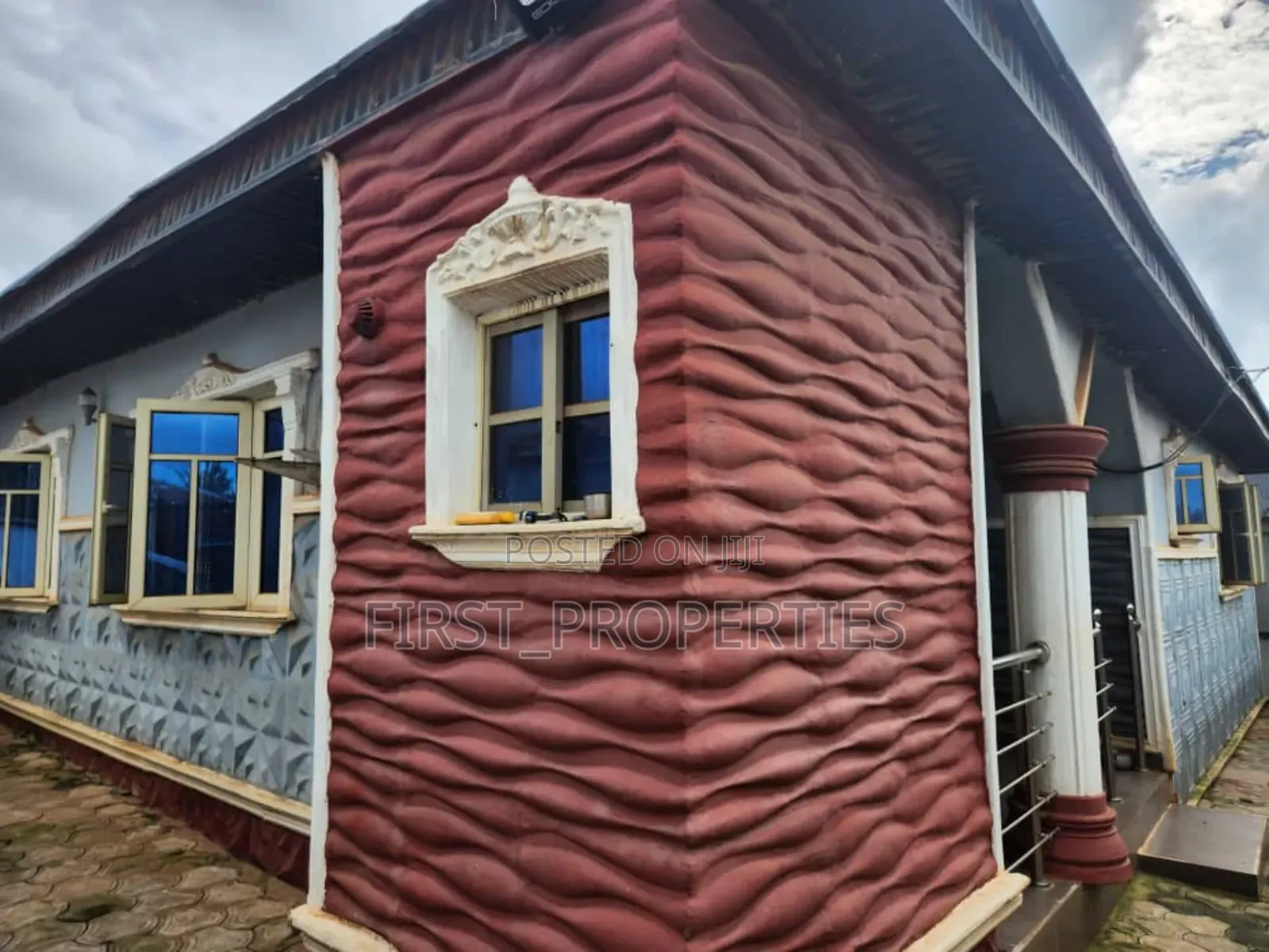 3bdrm Bungalow in Owode Apata, Ibadan for sale in Ibadan