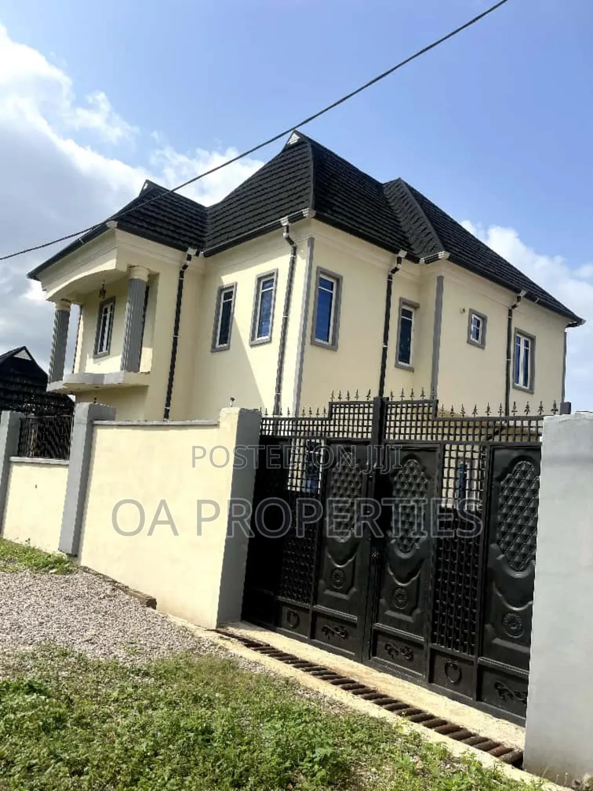 3bdrm Duplex in Ibadan for sale in Ibadan