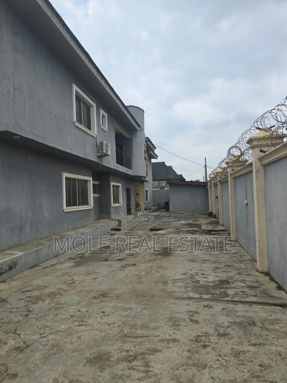 Furnished 4bdrm Block of Flats in Governor'S Road, Ikotun/Igando in Ikotun/Igando