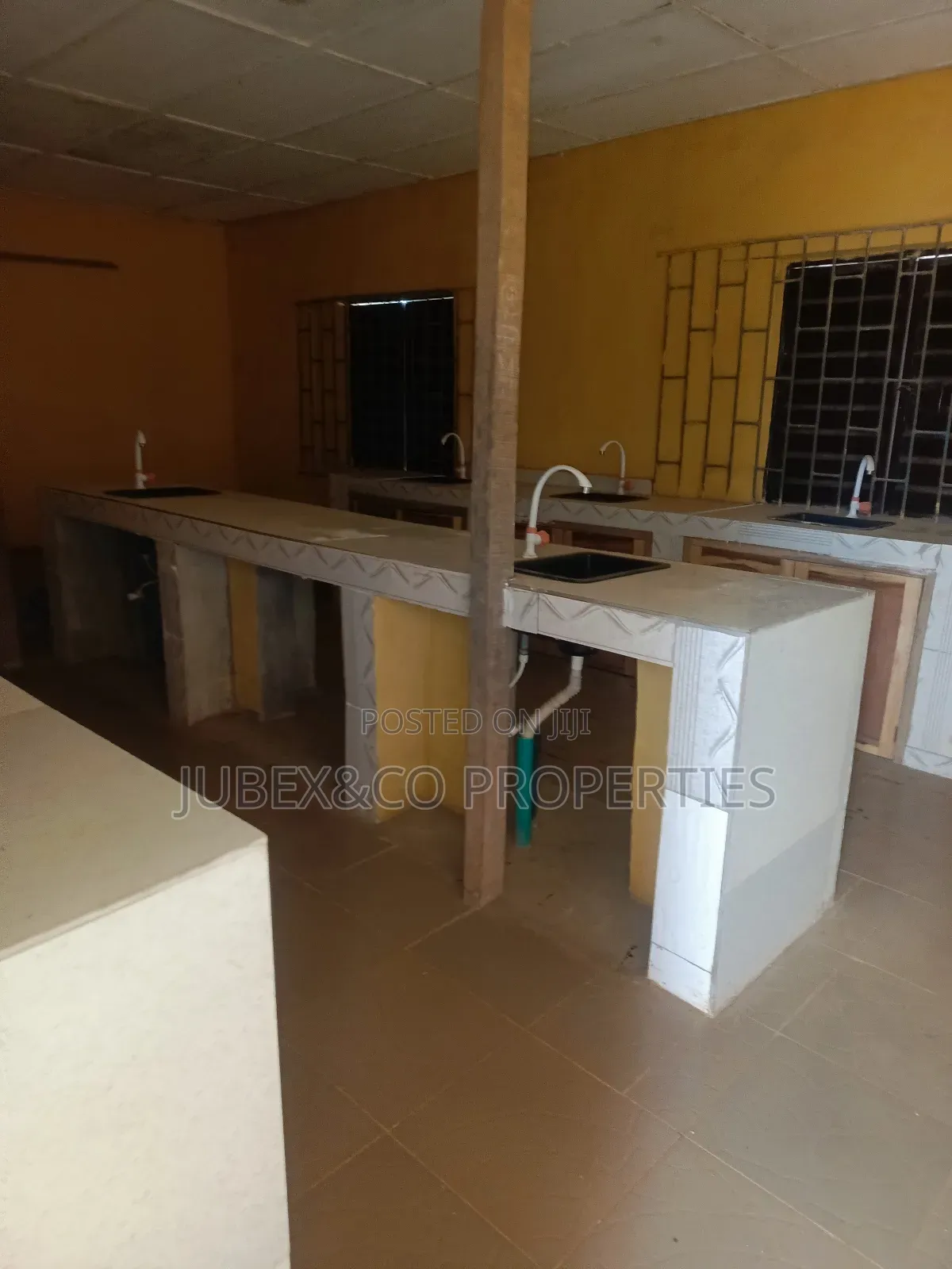 Non Functioning School With 16 Classroom in Ado-Odo/Ota