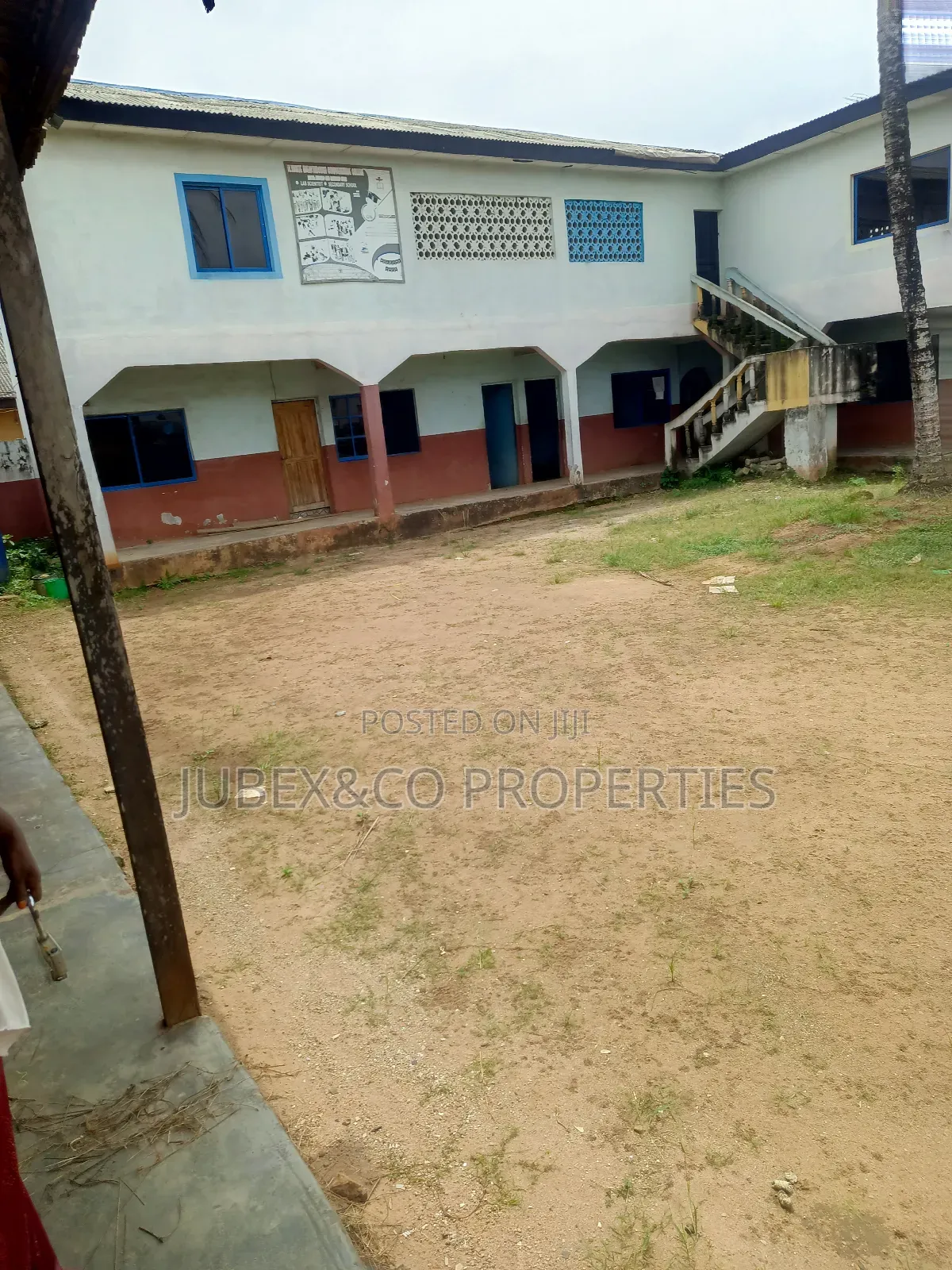 Non Functioning School With 16 Classroom in Ado-Odo/Ota