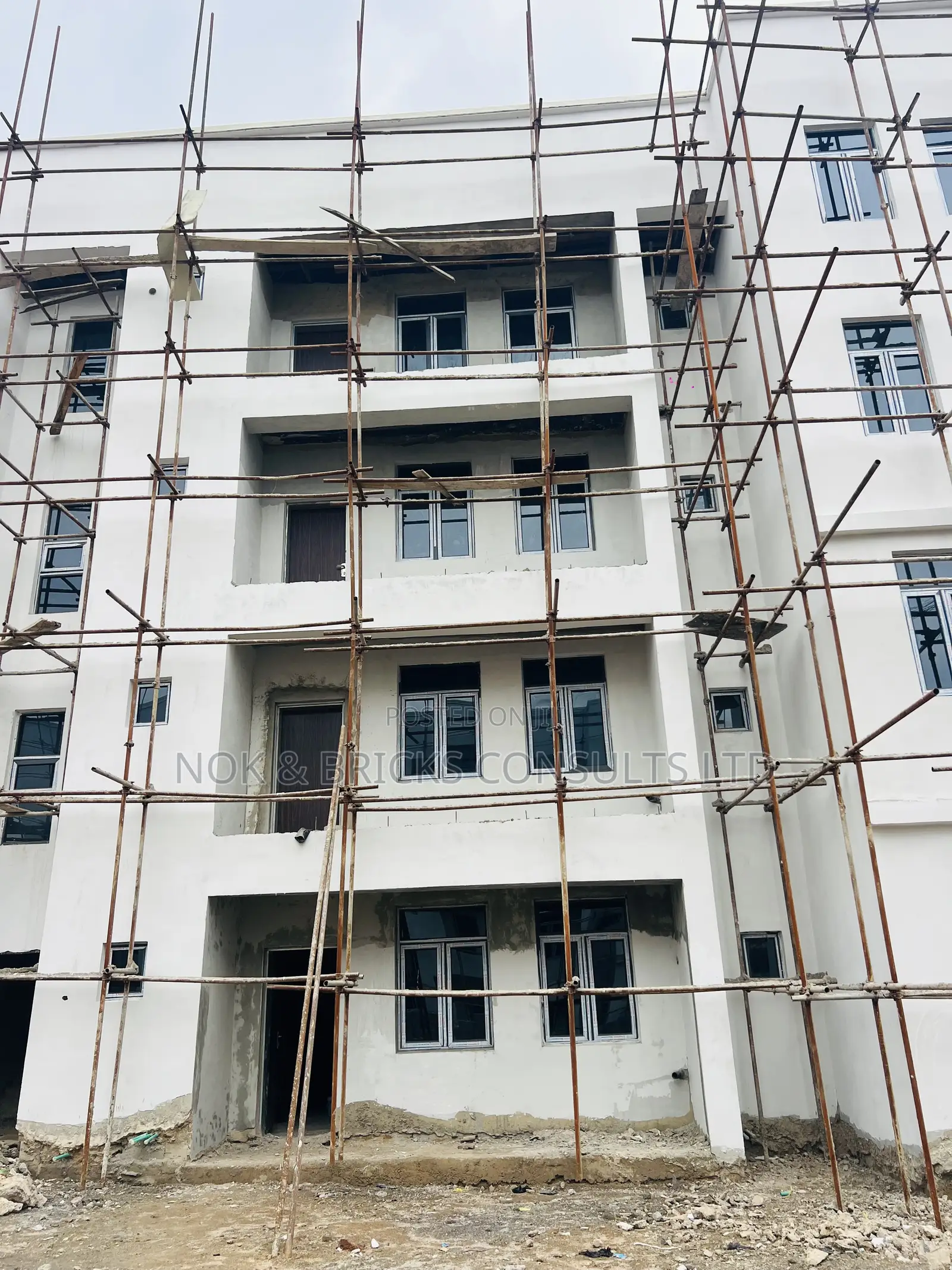 3bdrm Block of Flats in Bnb Apartments, Mabushi for sale in Mabushi