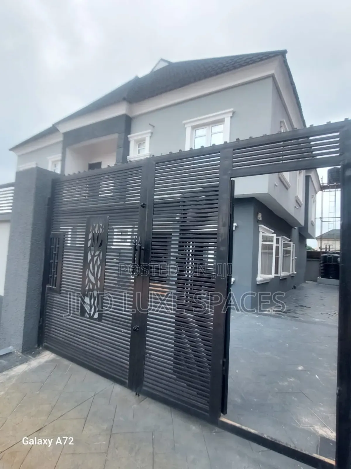 3bdrm Duplex in Kosofe for sale in Kosofe