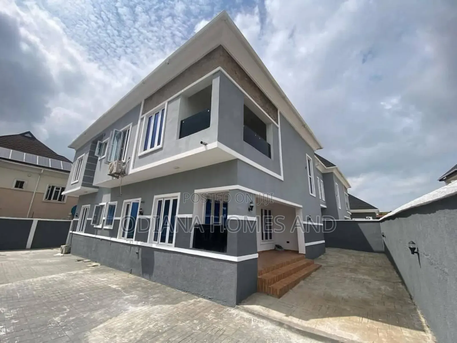 4bdrm Duplex in Alpha Grace Estate, Idishin for sale in Idishin