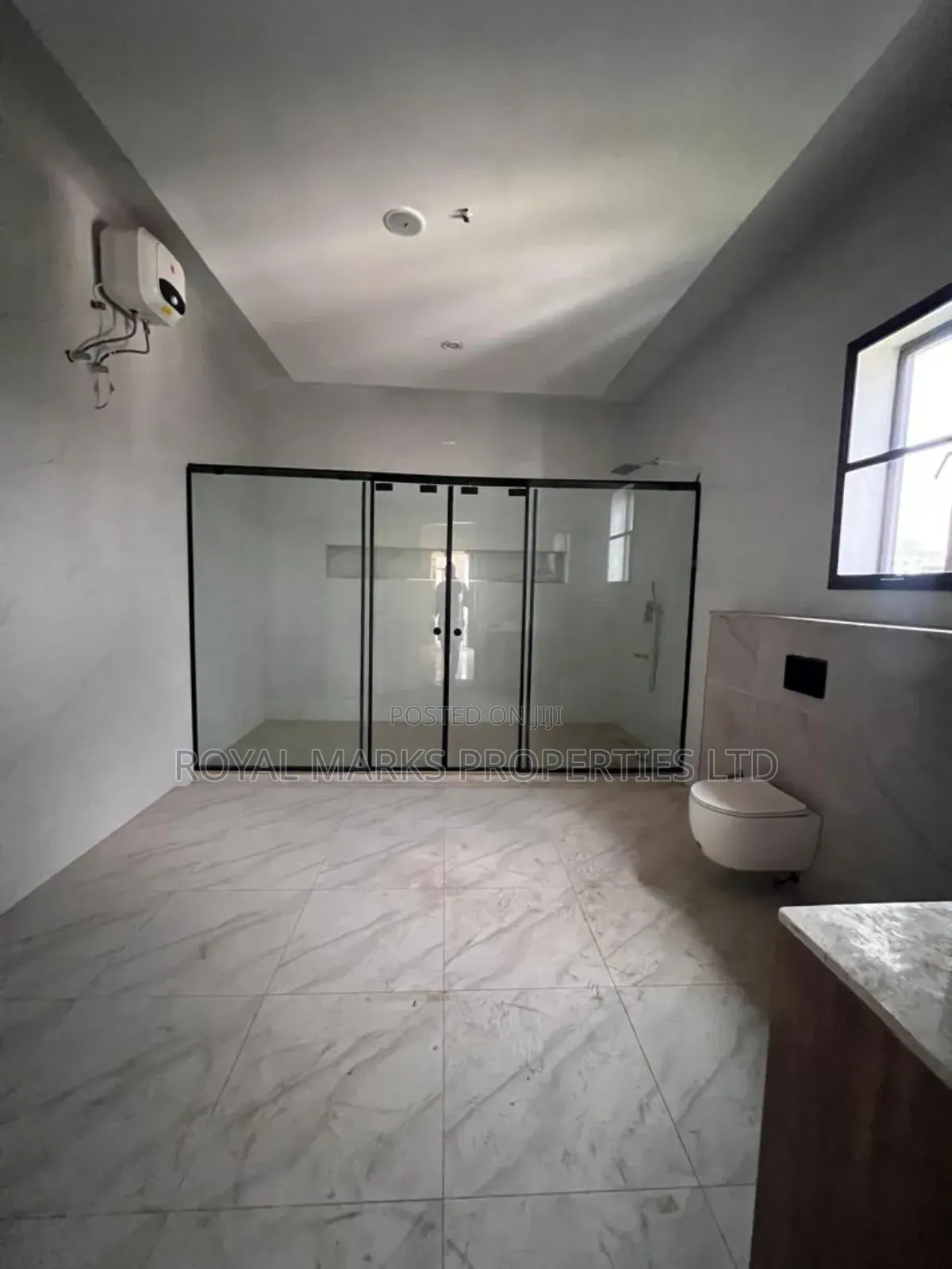 5bdrm Duplex in Utako for sale in Utako