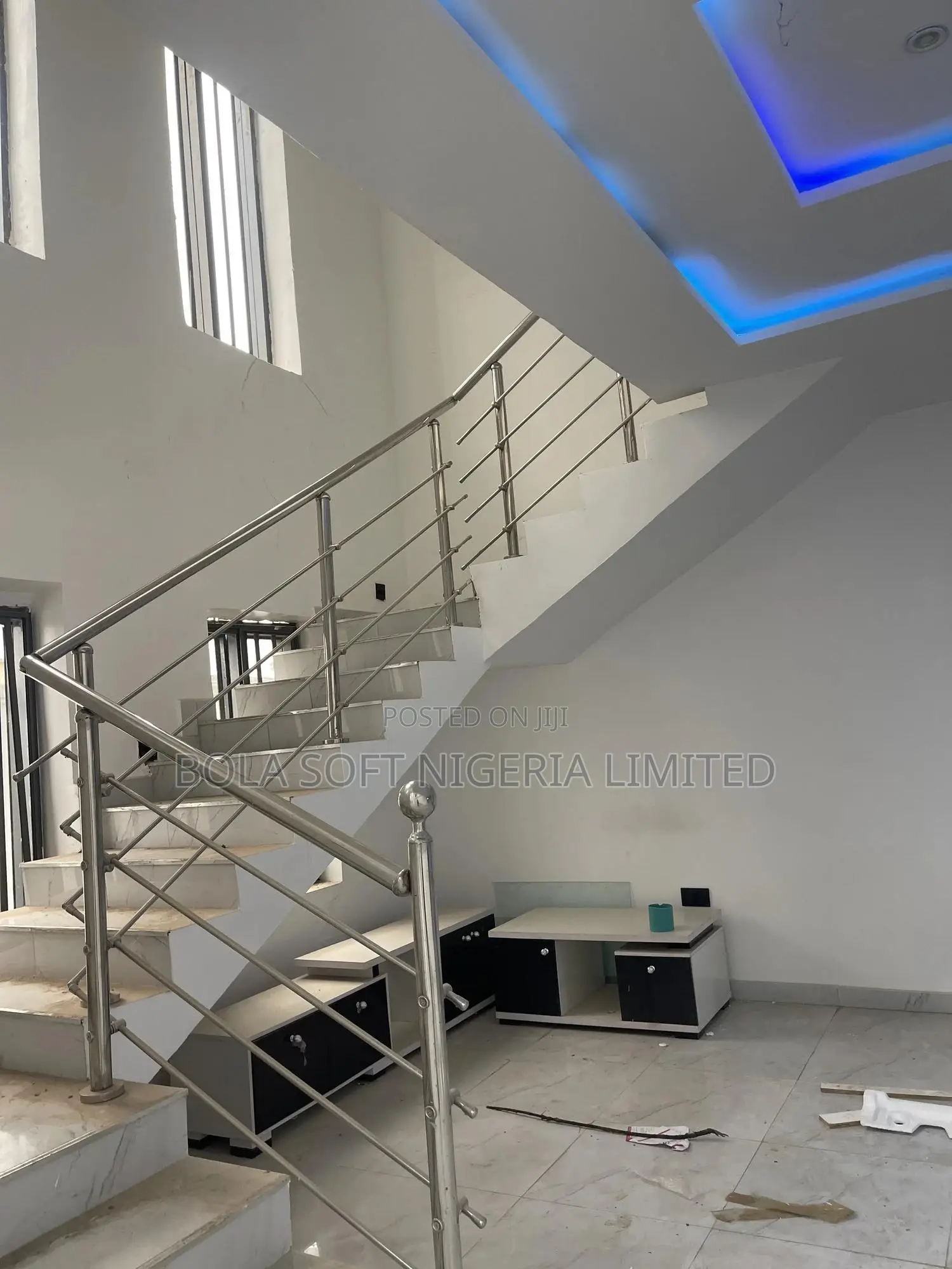 4bdrm Duplex in Oluyole Estate , for sale in Oluyole