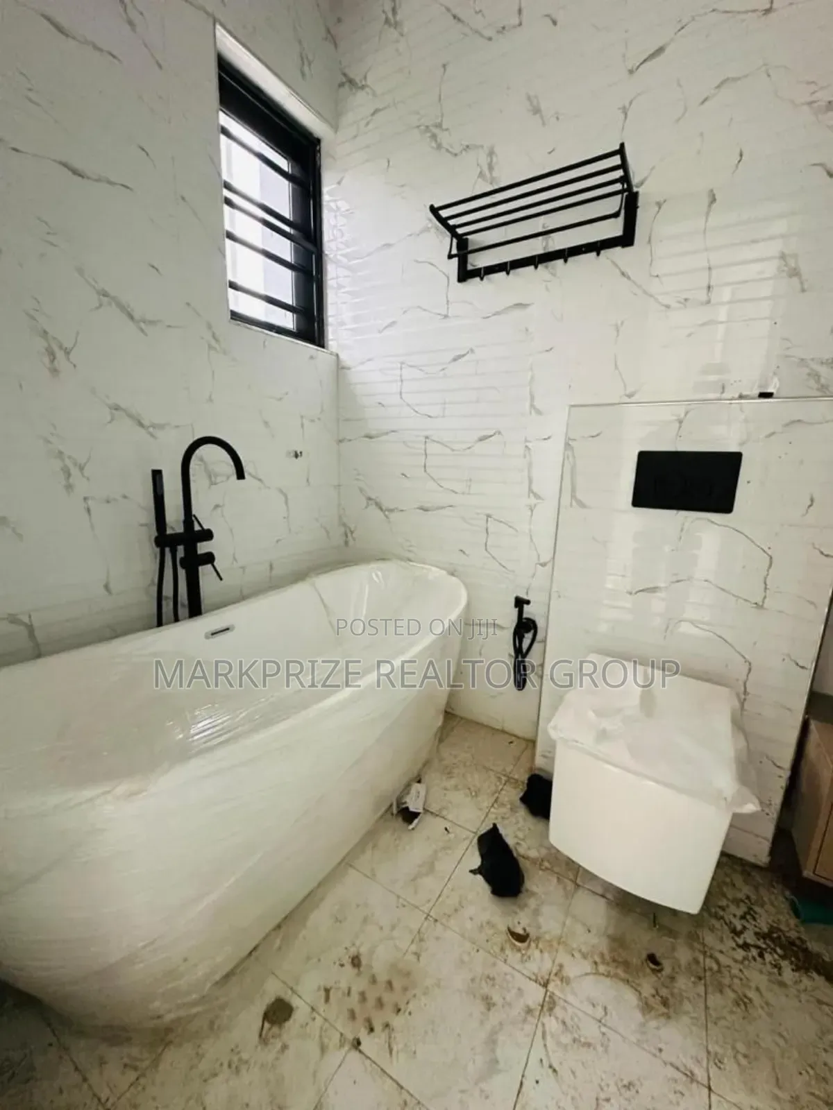 4bdrm Duplex in Opebi Lagos for sale in Opebi
