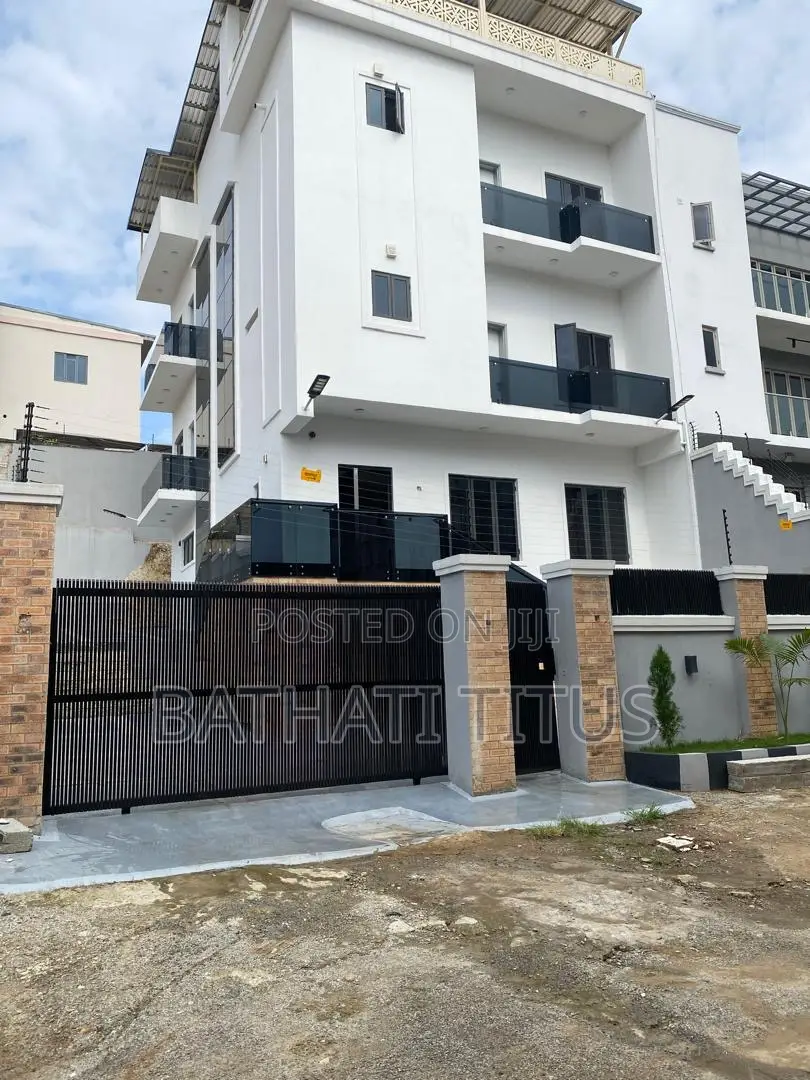 4bdrm Duplex in Qwp Residence, Guzape District for sale in Guzape District