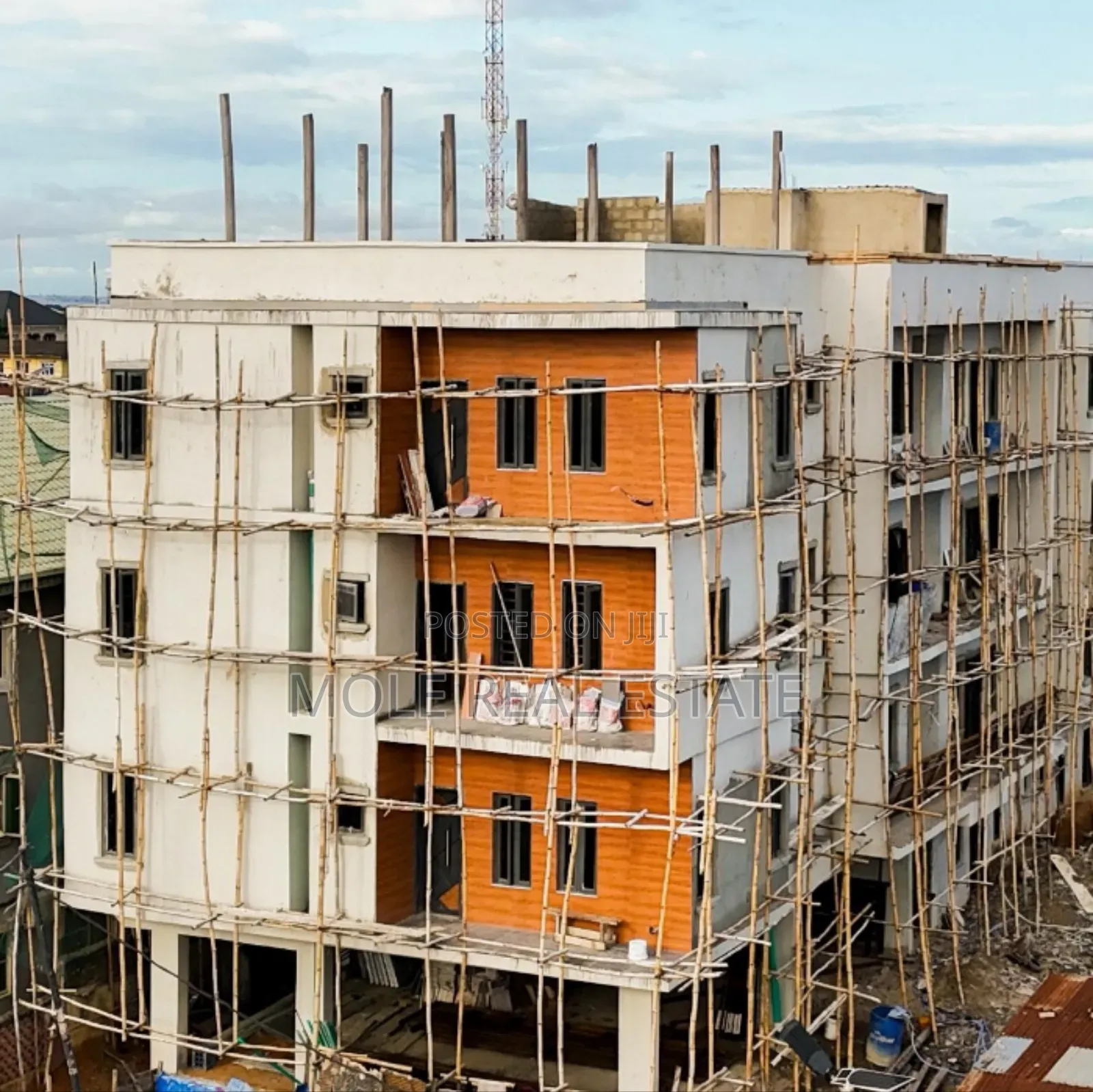 Furnished 3bdrm Block of Flats in Akoka Yaba Lagos for sale in Akoka