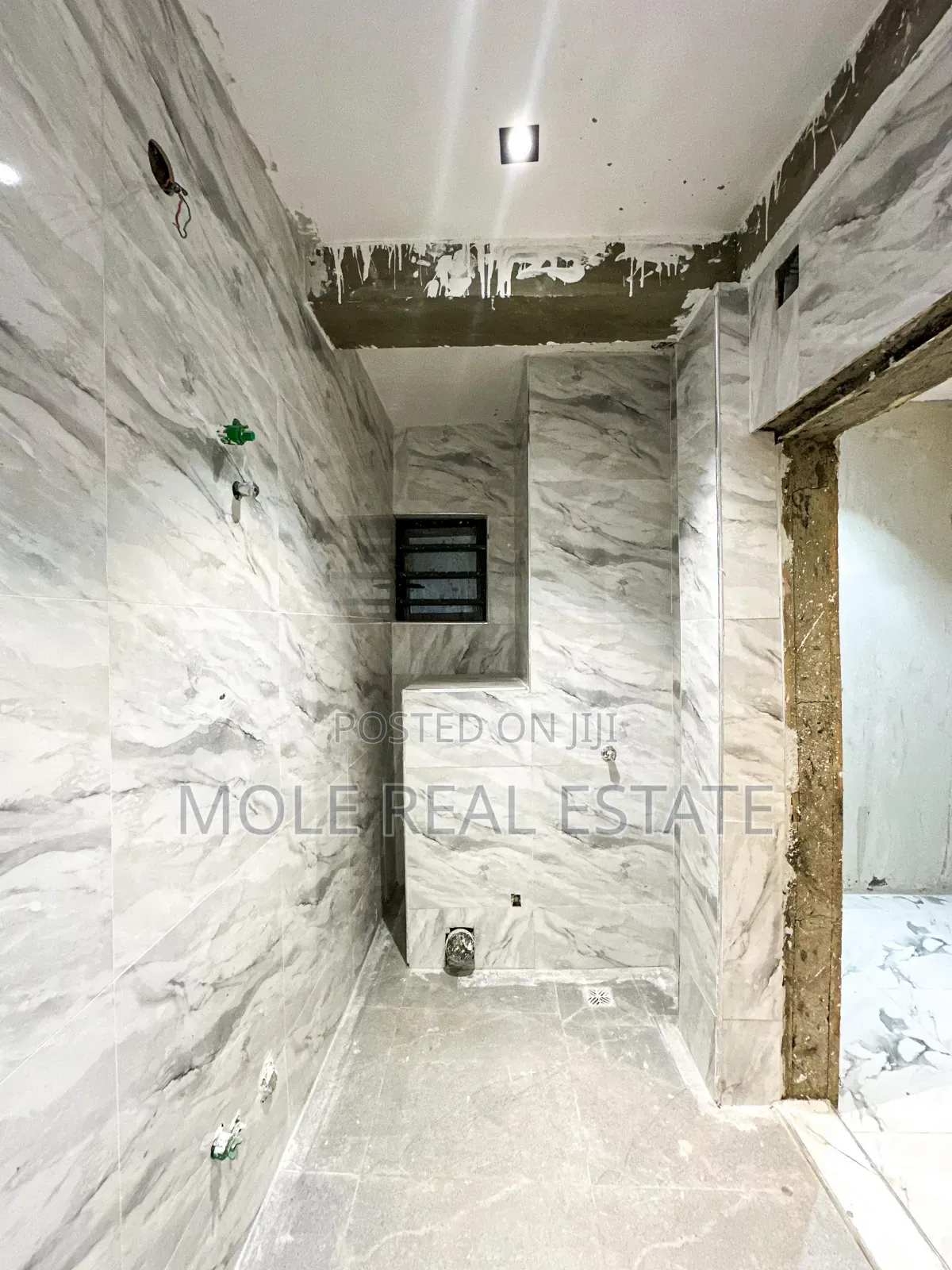 Furnished 3bdrm Block of Flats in Akoka Yaba Lagos for sale in Akoka