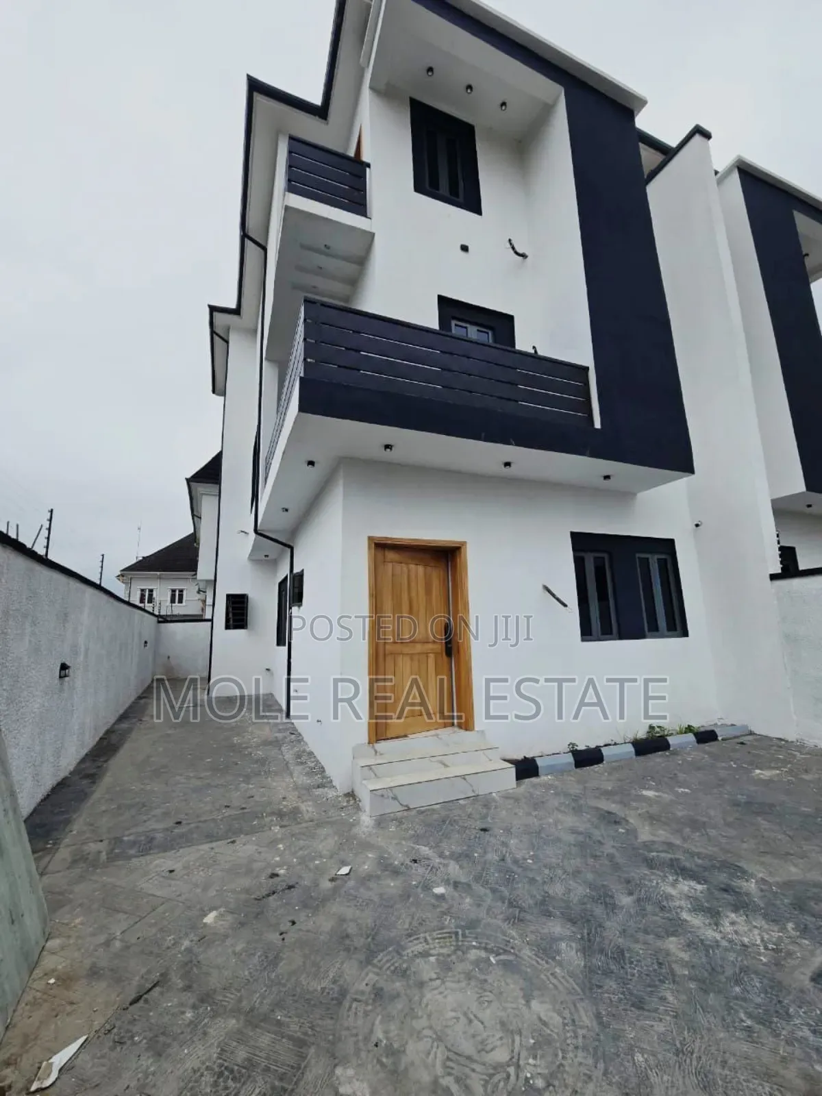 Furnished 4bdrm Duplex in Magodo Gra Phase 2 for rent in GRA Phase 1