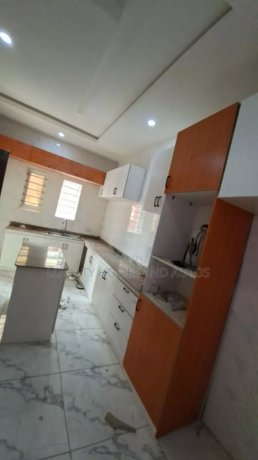 Furnished 5bdrm Bungalow in Bluestone Garden, Obafemi-Owode for sale in Obafemi-Owode