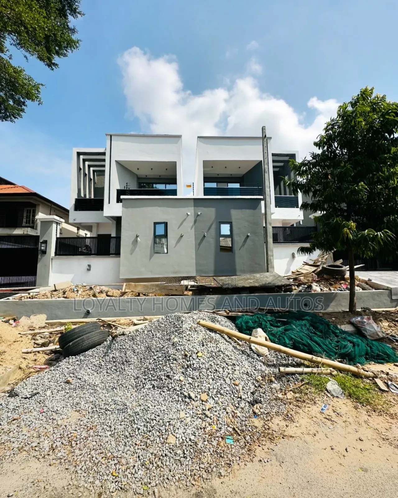 Furnished 4bdrm Duplex in Magodo Phase 2 for sale in GRA Phase 2 Shangisha