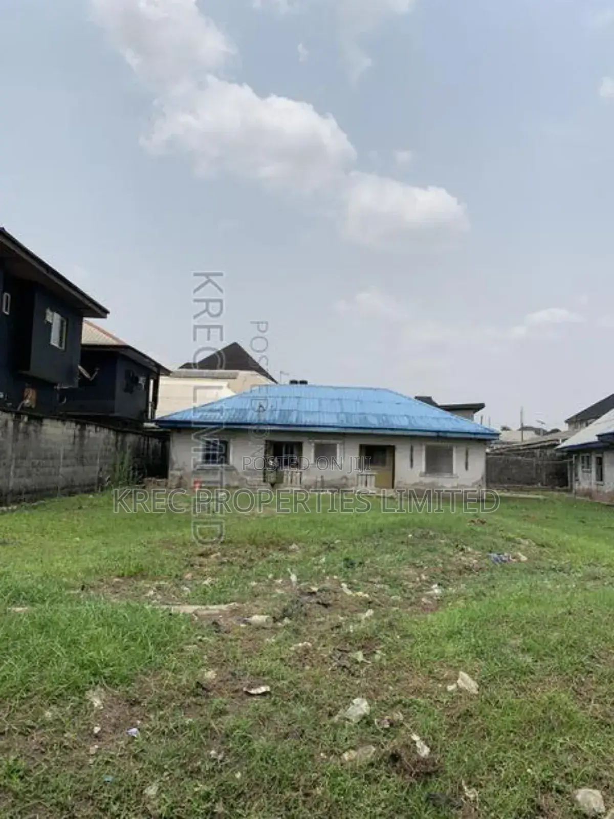 20bdrm Block of Flats in Agip Estate Phc, Port-Harcourt for sale in Port-Harcourt