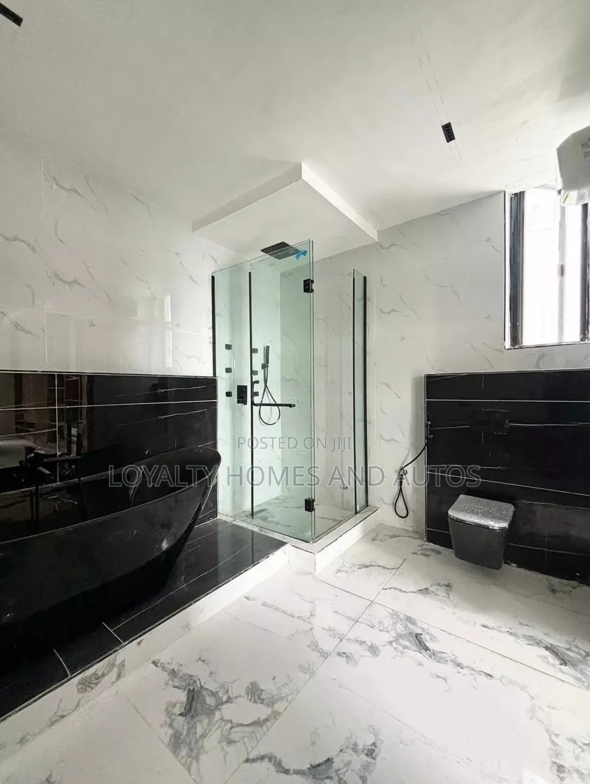 Furnished 5bdrm Duplex in Lekki Phase 1 for sale in Lekki Phase 1