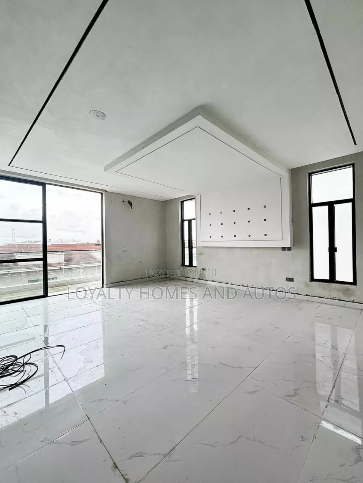 Furnished 5bdrm Duplex in Lekki Phase 1 for sale in Lekki Phase 1