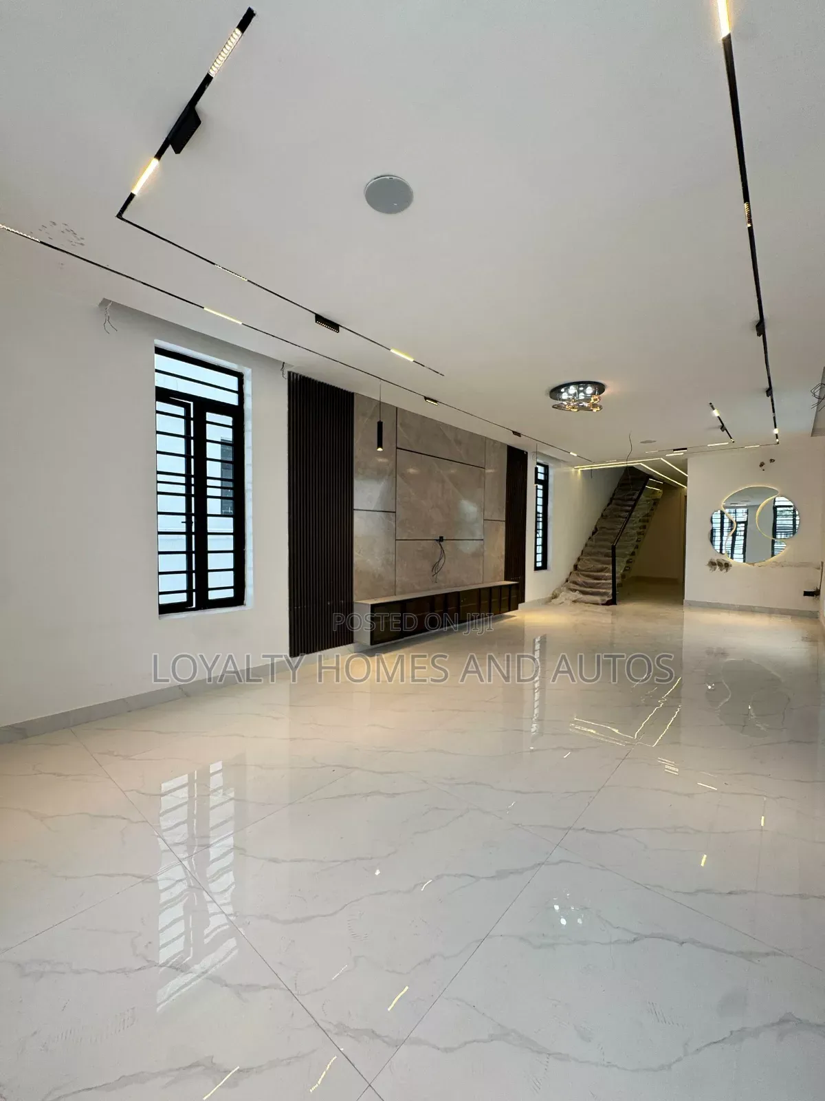 Furnished 5bdrm Duplex in Lekki Phase 1 for sale in Lekki Phase 1