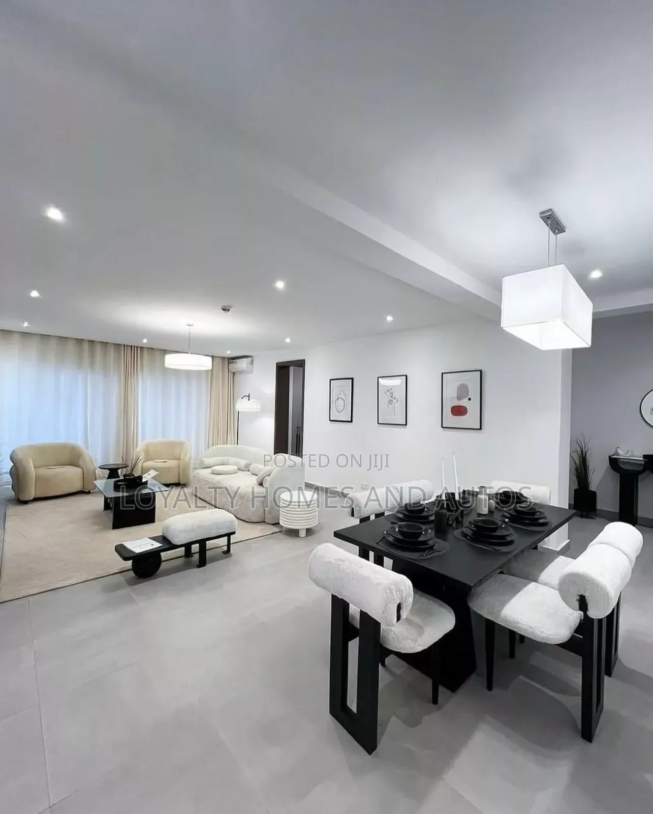Furnished 3bdrm Apartment in Lekki Phase 1 for sale in Lekki Phase 1