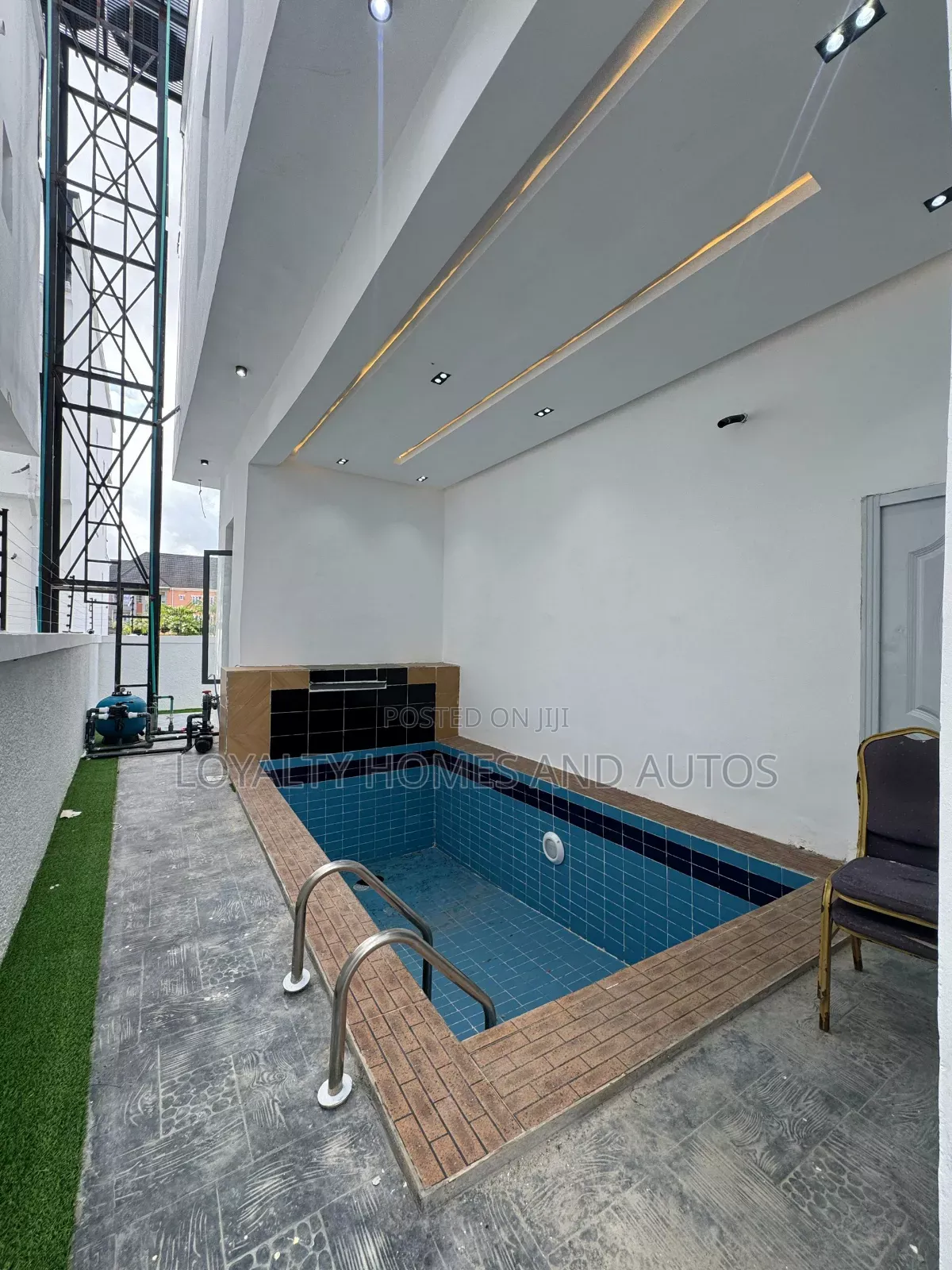 Furnished 5bdrm Duplex in Lekki Phase 1 for sale in Lekki Phase 1