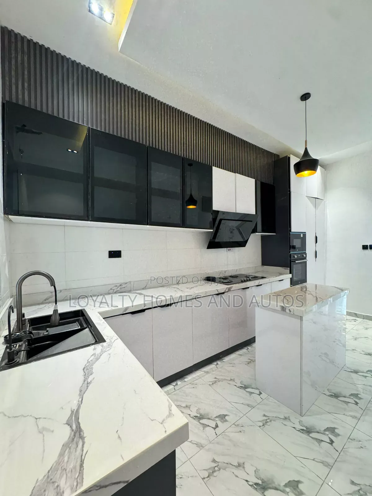 Furnished 4bdrm Duplex in Ajah Lagos for sale in Ajah