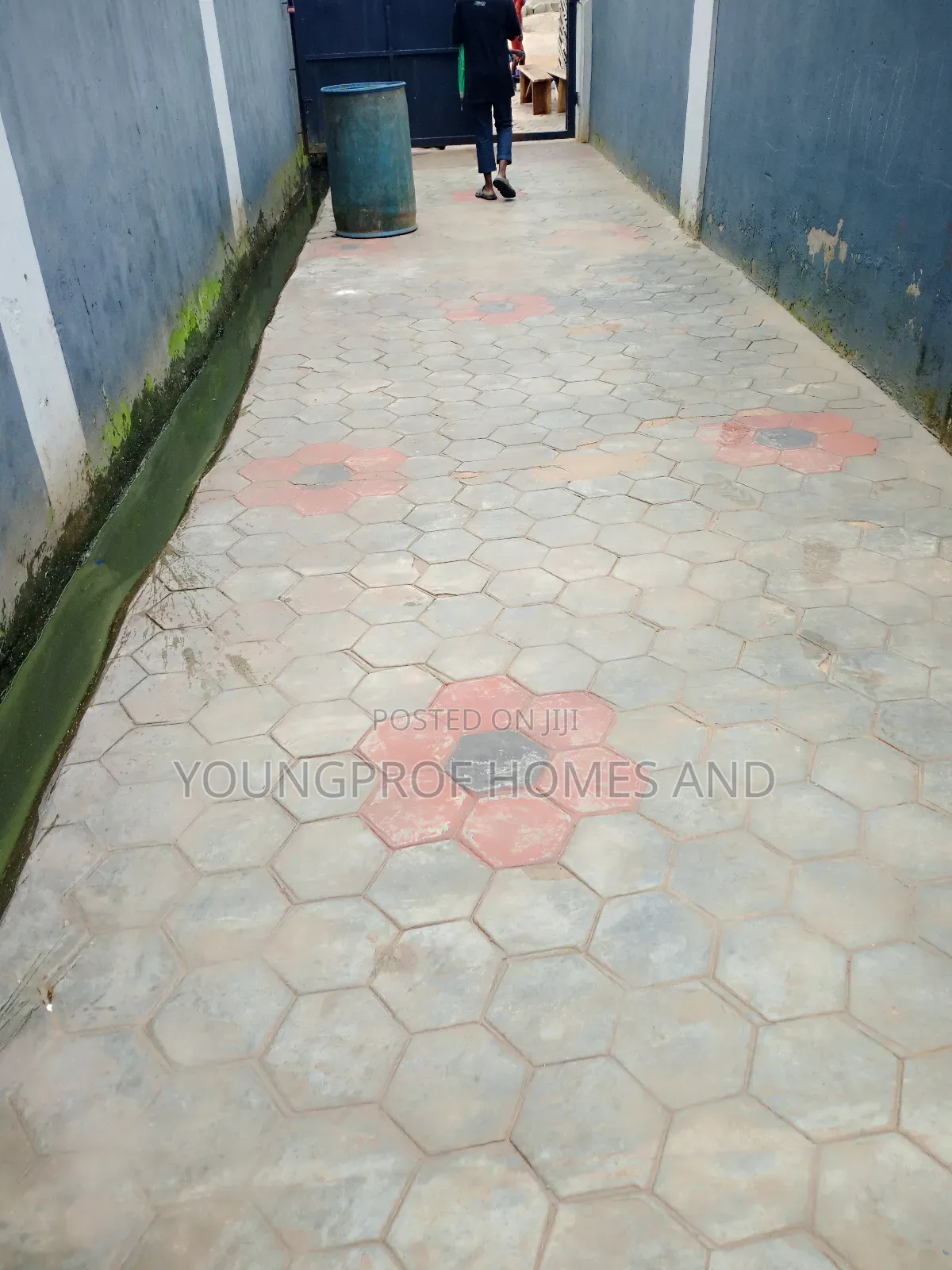 Furnished 1bdrm Block of Flats in Ikotun/Igando for sale in Ikotun/Igando