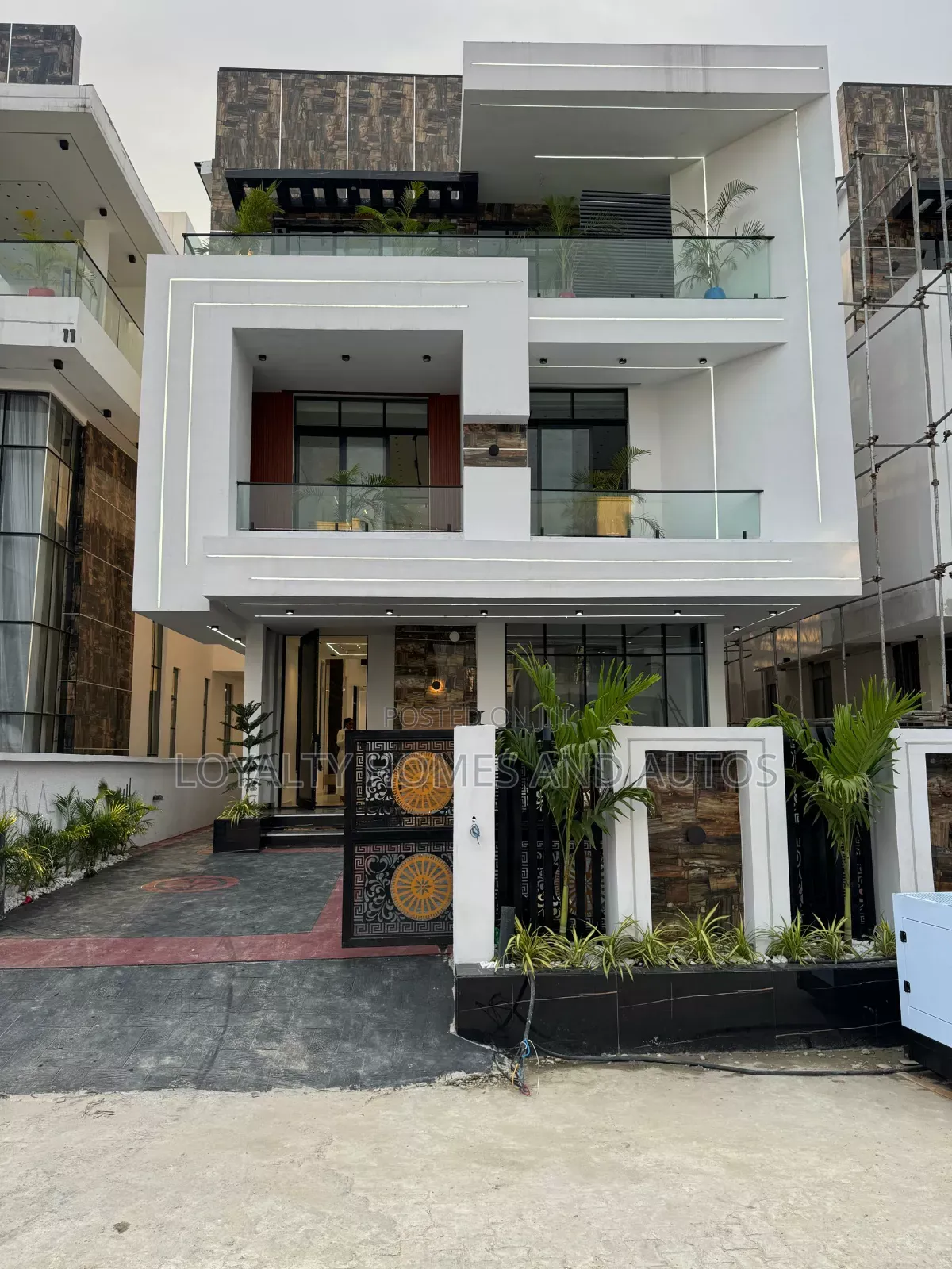 Furnished 5bdrm Duplex in Chevron Drive, Lekki for sale in Lekki