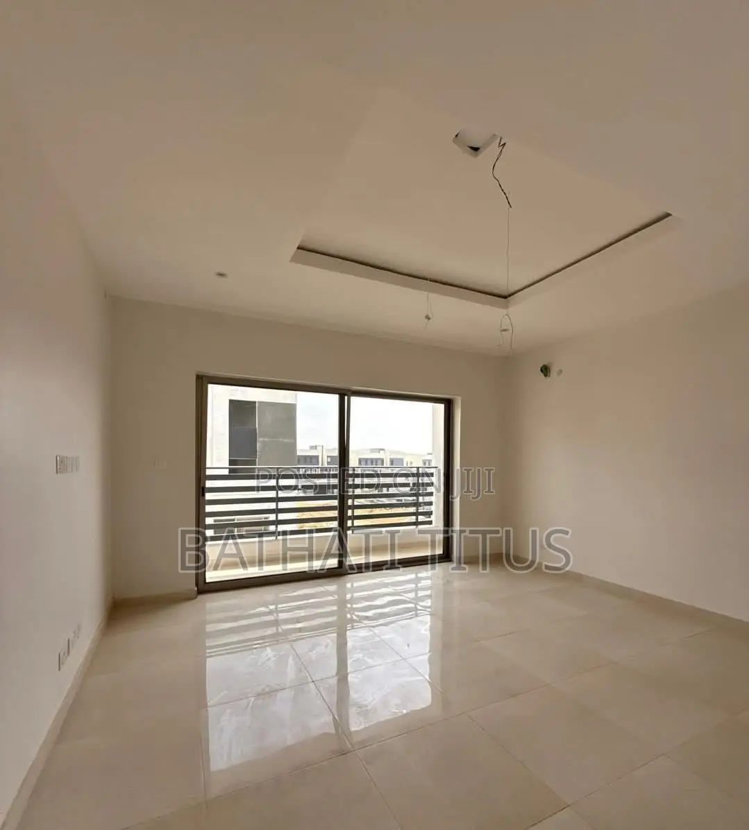 5bdrm Duplex in Bilaad Estate, Life Camp for sale in Life Camp