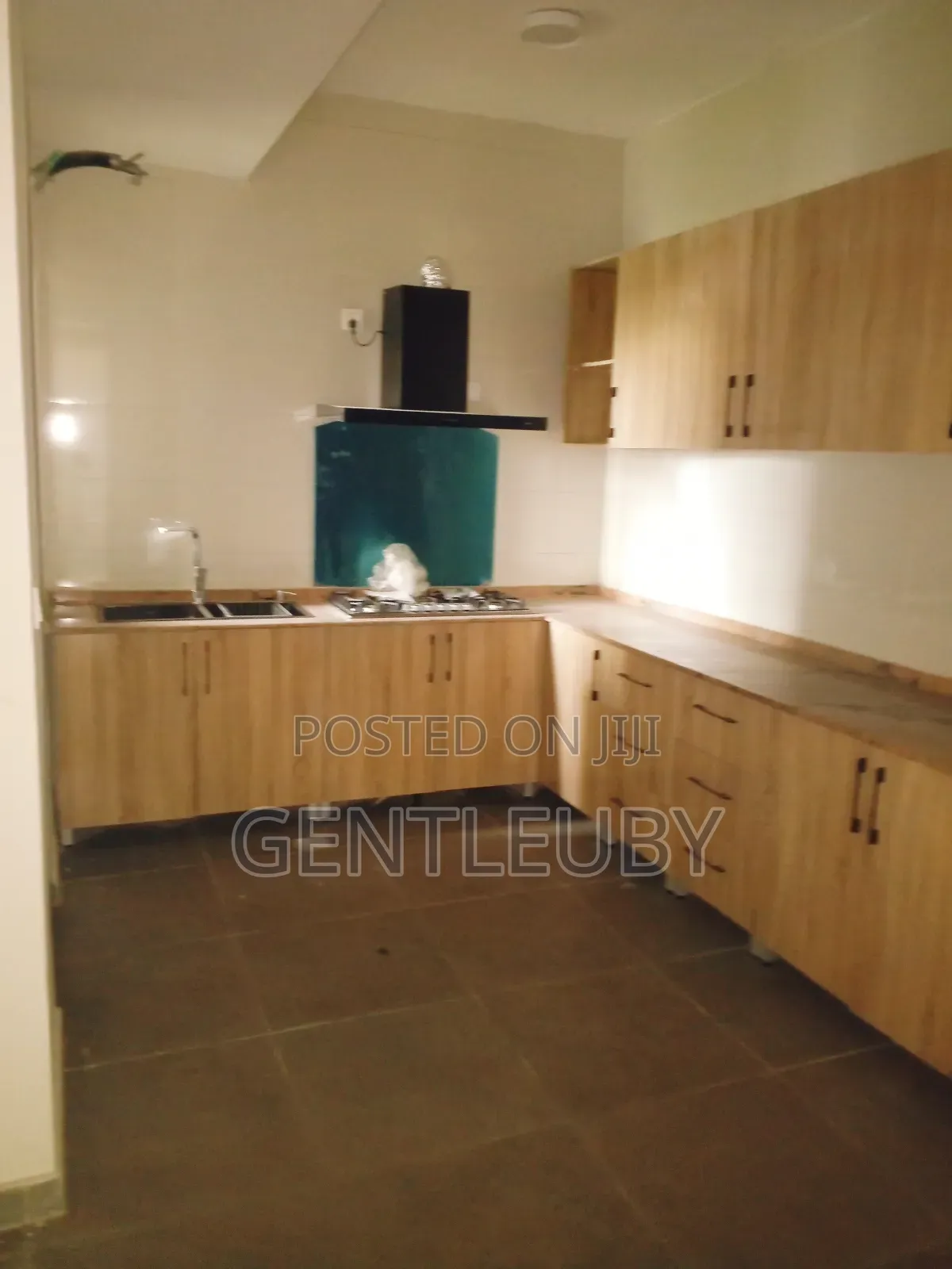 4bdrm Duplex in Discovery Park, Lekki Phase 2 for sale in Lekki Phase 2