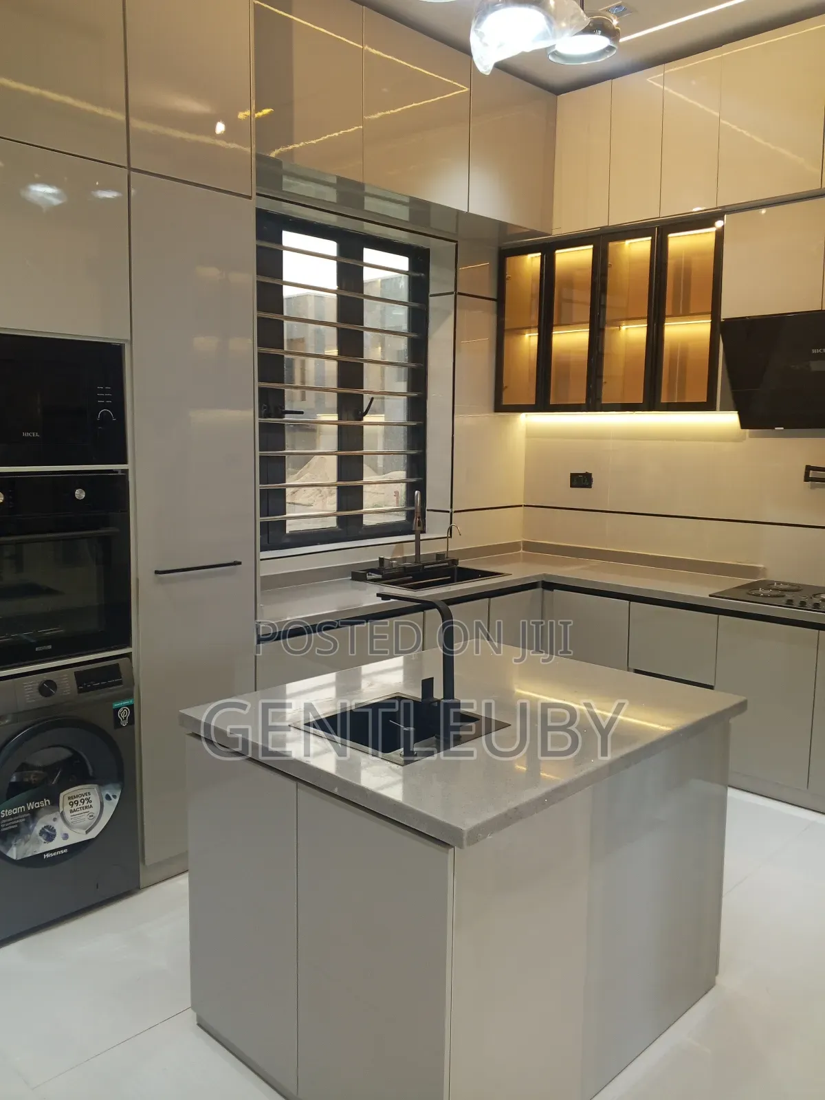 5bdrm Duplex in Discovery Park, Lekki Phase 2 for sale in Lekki Phase 2