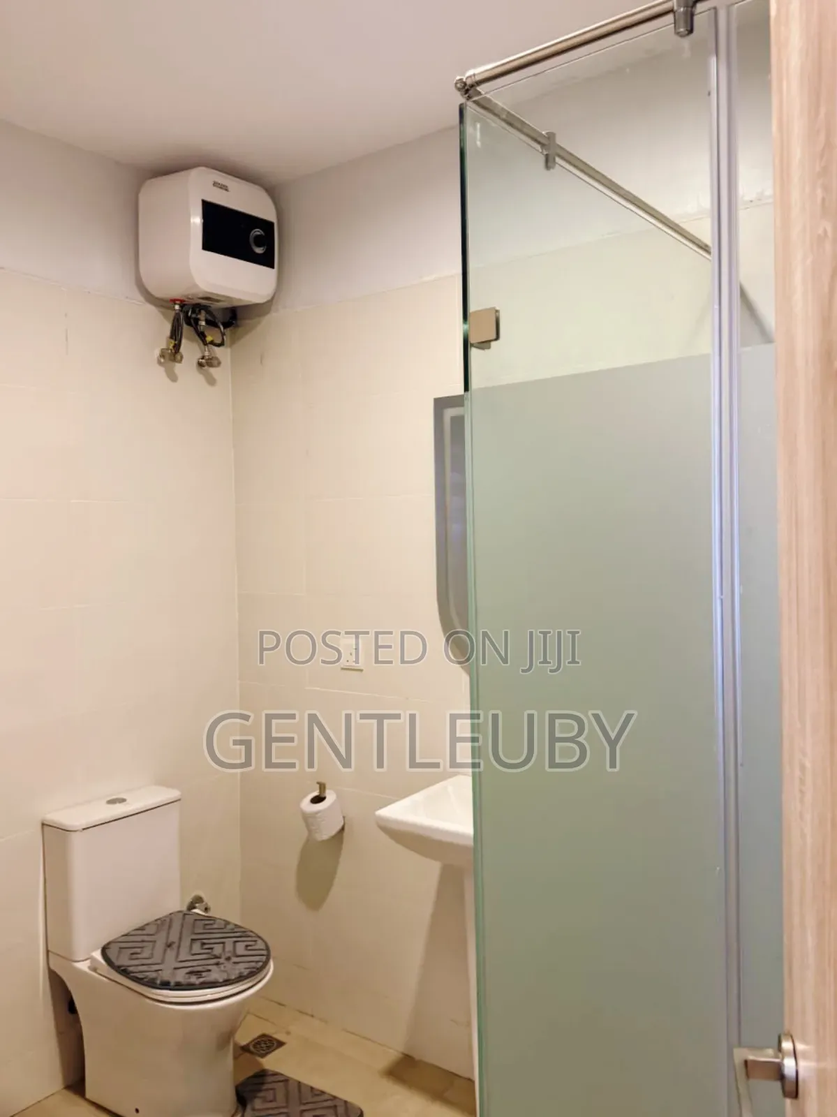Furnished 2bdrm Apartment in Igbo Efon, Lekki Phase 2 for Rent in Lekki Phase 2