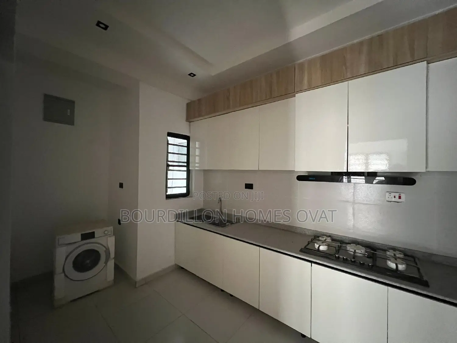 2bdrm Apartment in Ologolo Lekki Lagos for sale in Ologolo