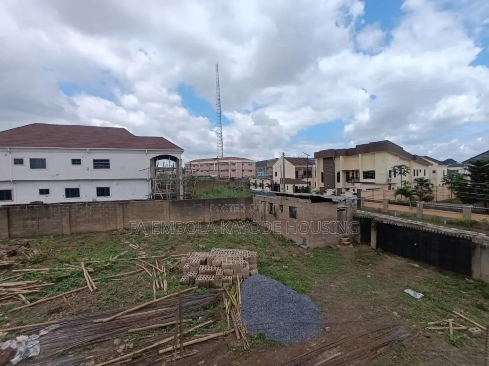 4bdrm Duplex in Kolapo Ishola Gra, Akobo for sale in Akobo