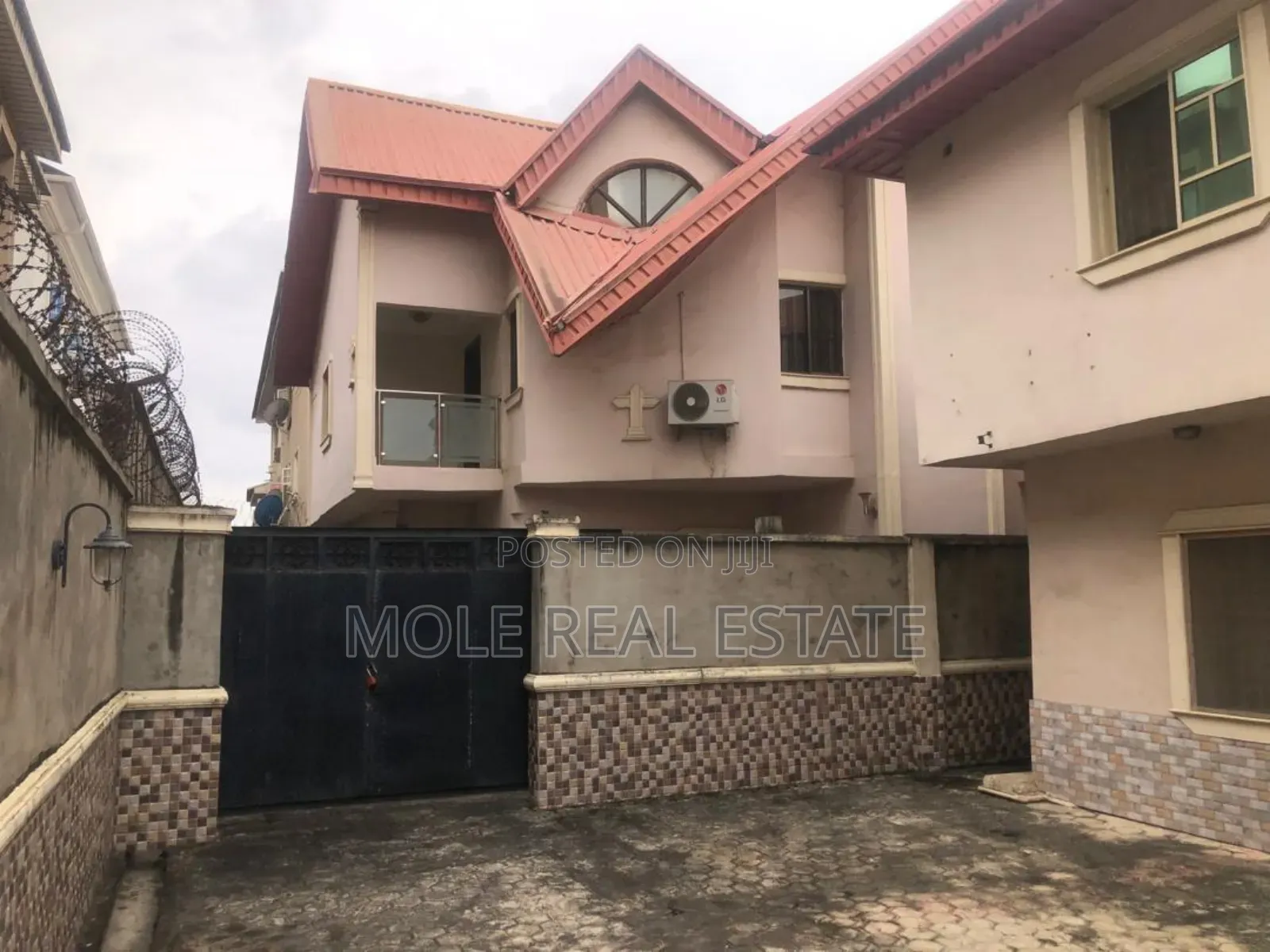 Furnished 4bdrm Duplex in Ago, Okota for sale in Okota