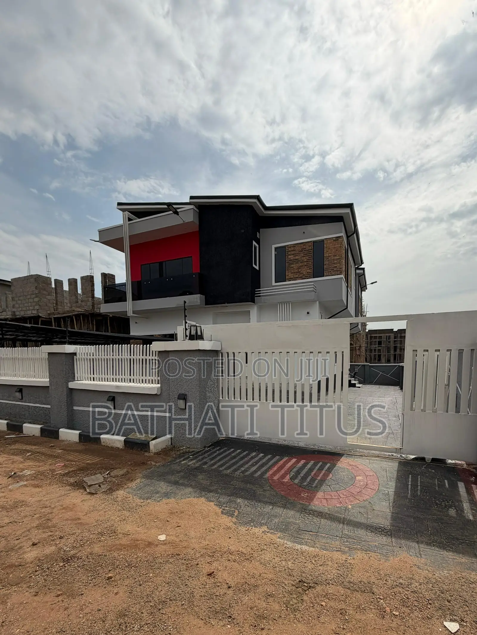 5bdrm Duplex in Gold Court Estate, Wuye for sale in Wuye