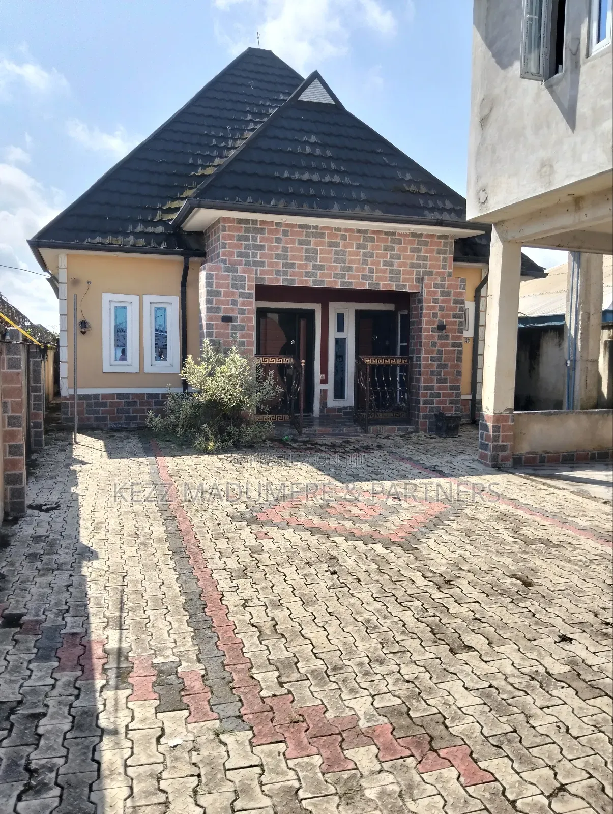 3bdrm Bungalow in Igwuruta , Port for sale in Port-Harcourt