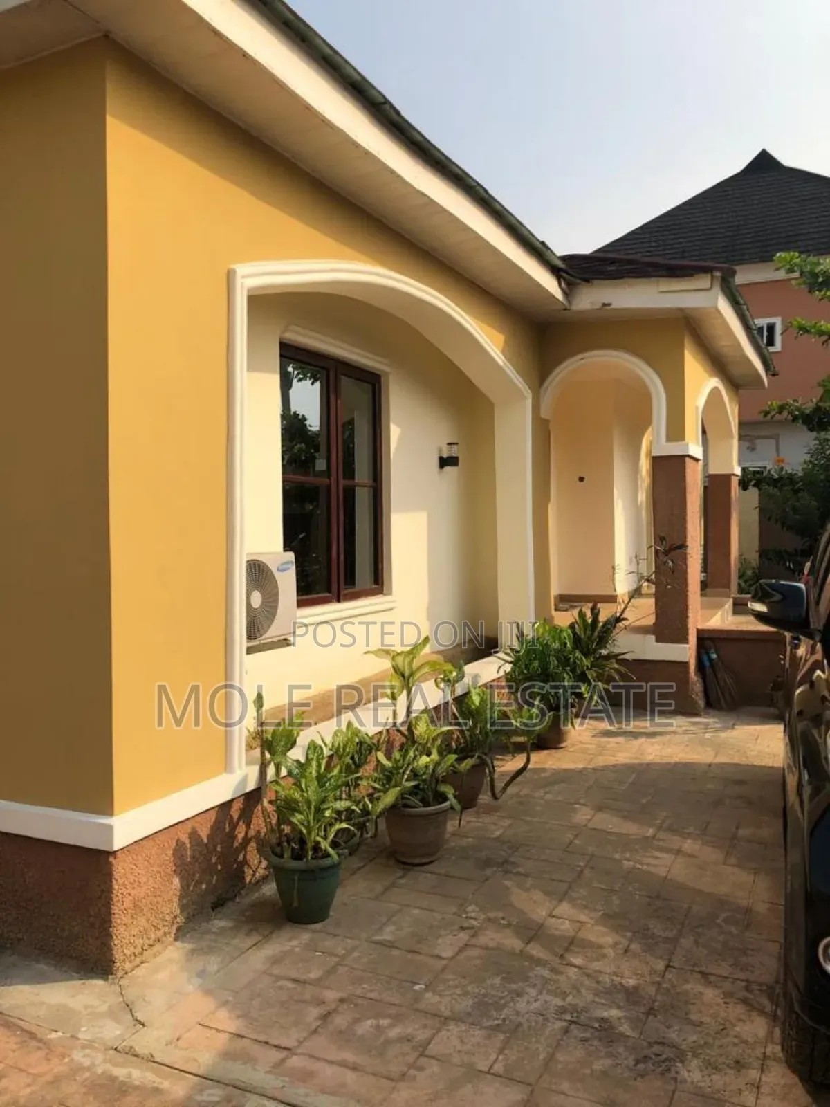 1890.069sqm Funtional Waec/Neco Approved School in Akute Ajuwon
