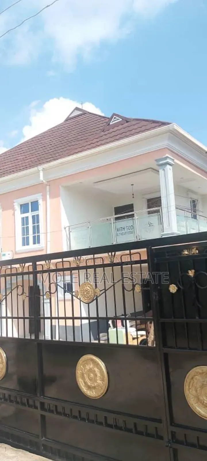 1890.069sqm Funtional Waec/Neco Approved School in Akute Ajuwon