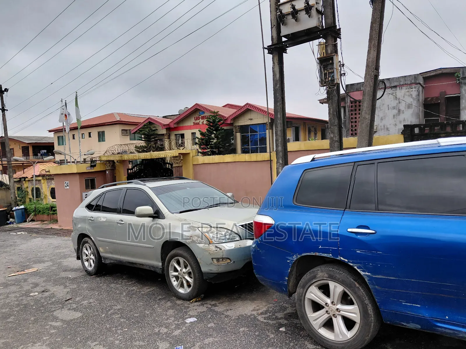 2100sqm Fintional Filling Station 4 Sale Ejigbo Isolo Road in Ejigbo / Ejigbo