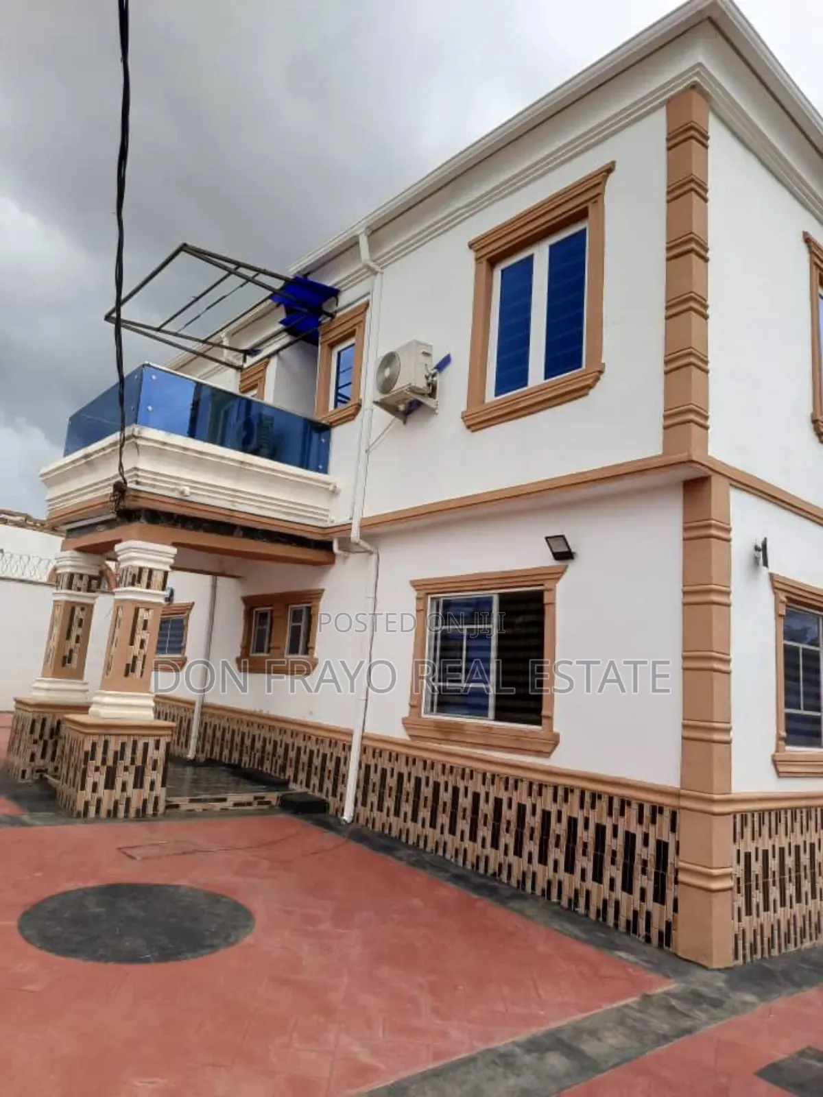 8bdrm Block of Flats in Airport 2Nd Gate, Alakia for sale in Alakia