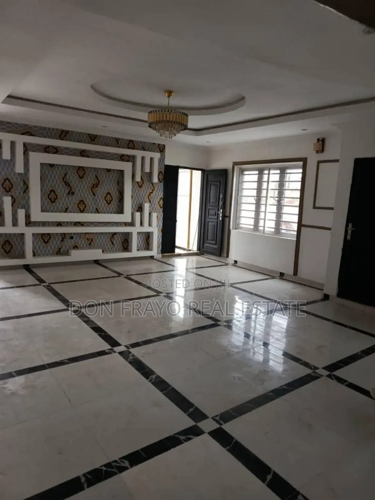 8bdrm Block of Flats in Airport 2Nd Gate, Alakia for sale in Alakia