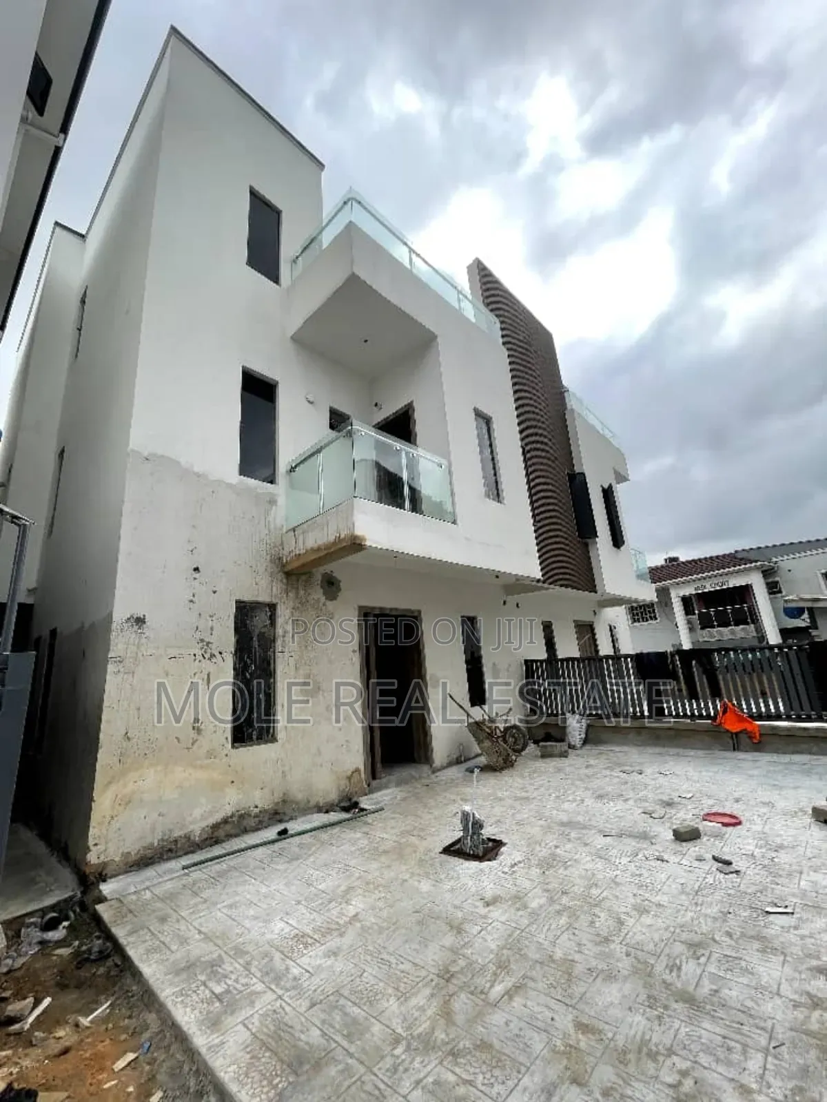 Furnished 4bdrm Duplex in Gbagada for sale in Gbagada