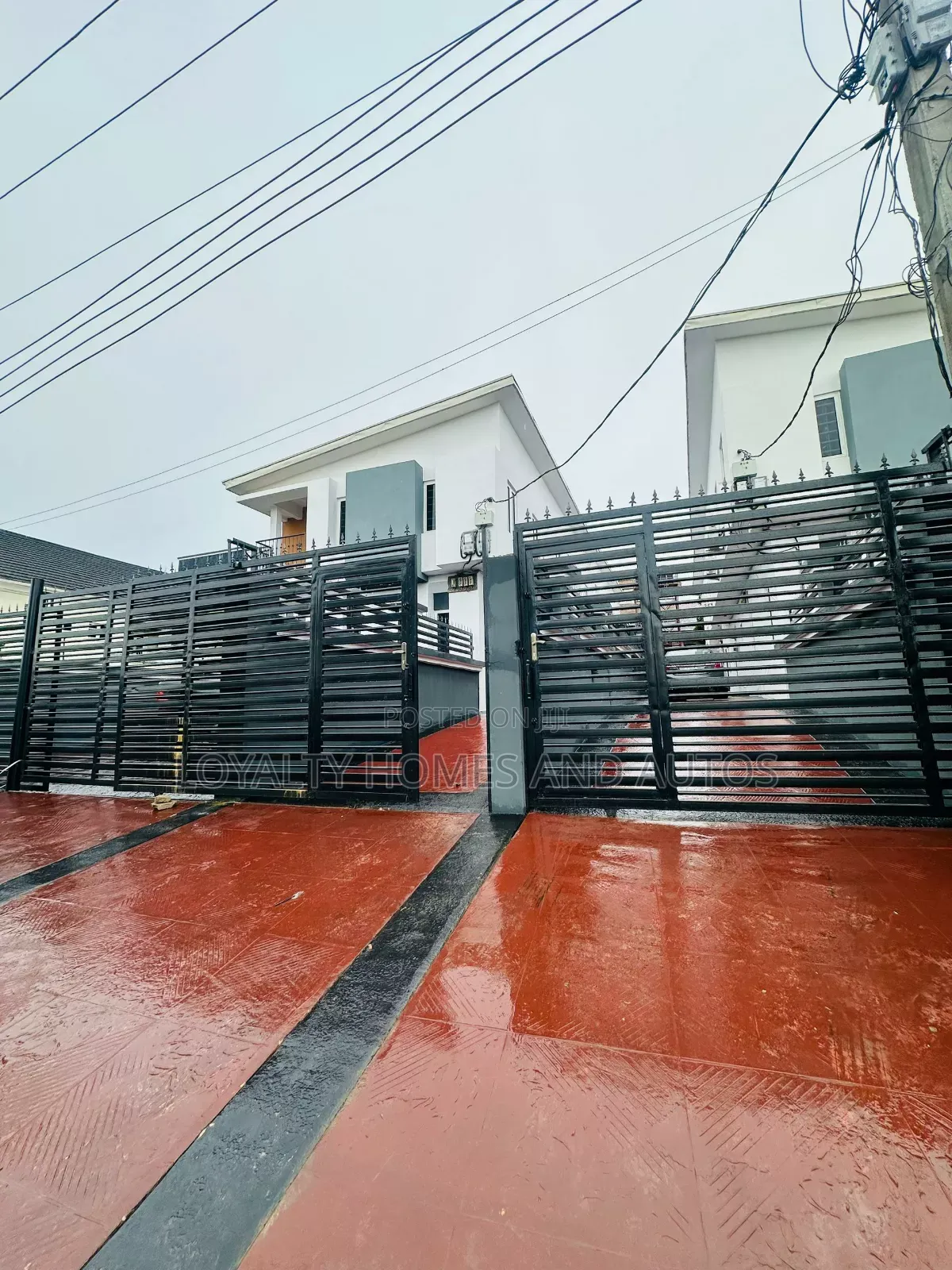 Furnished 3bdrm Apartment in Lekki Phase 1 for sale in Lekki