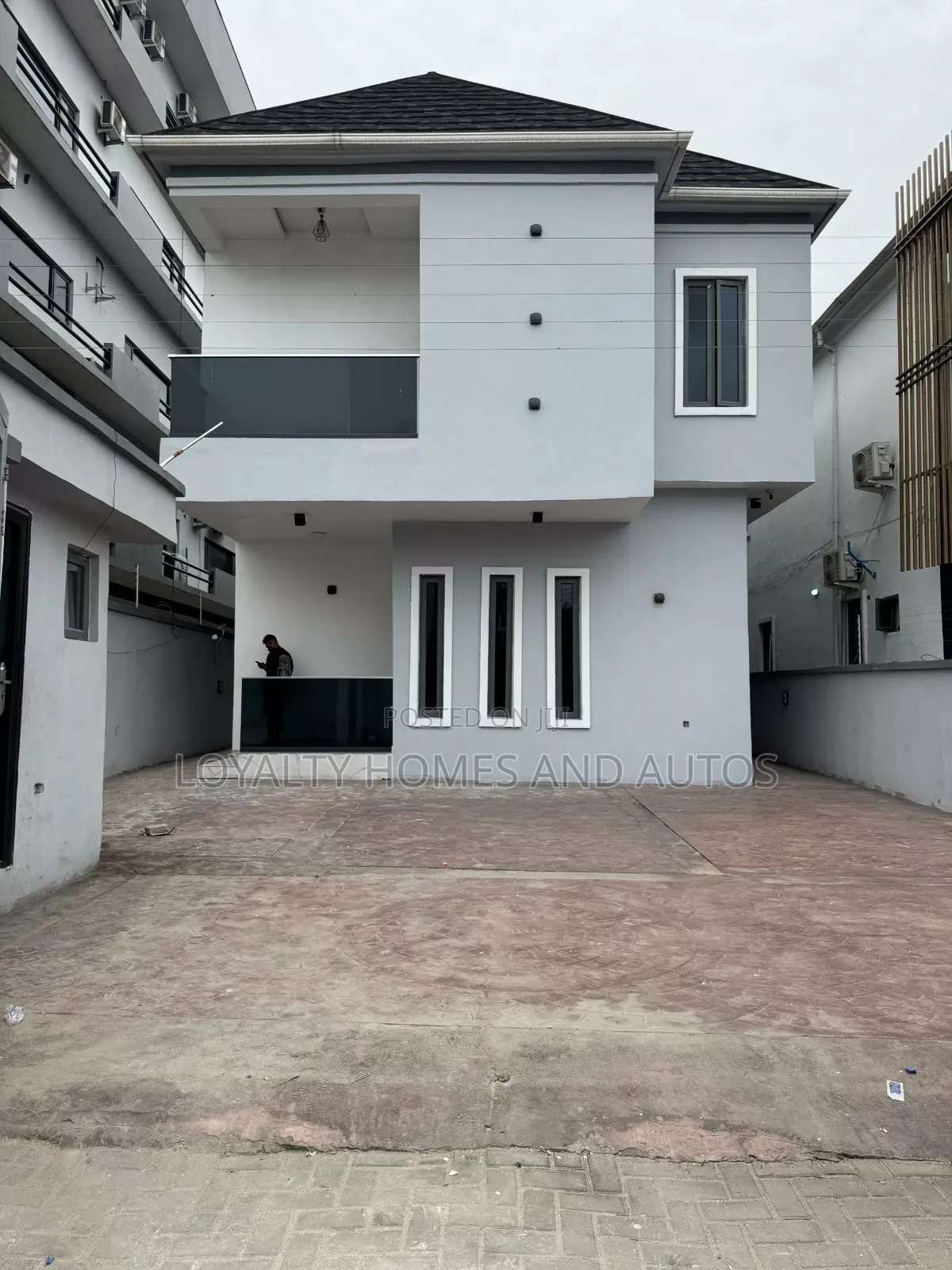Furnished 5bdrm Duplex in Lekki Phase 1 for sale in Lekki