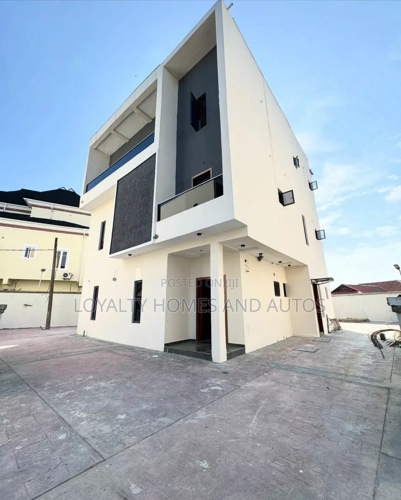 Furnished 4bdrm Duplex in Igbo Efon for sale in Igbo-efon