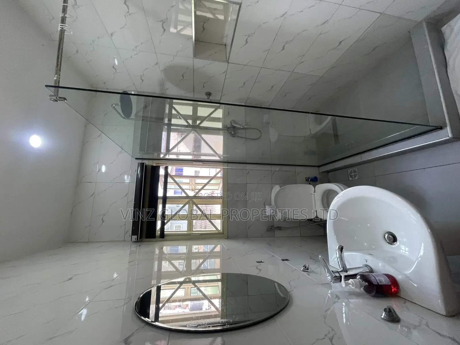 Luxury 1 Bedroom Apartment With Snooker Board Swimming Pool in Victoria Island