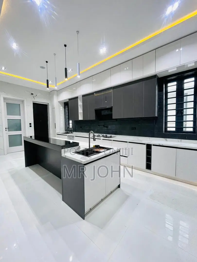 5bdrm Mansion in Lekki County Homes for sale in Lekki