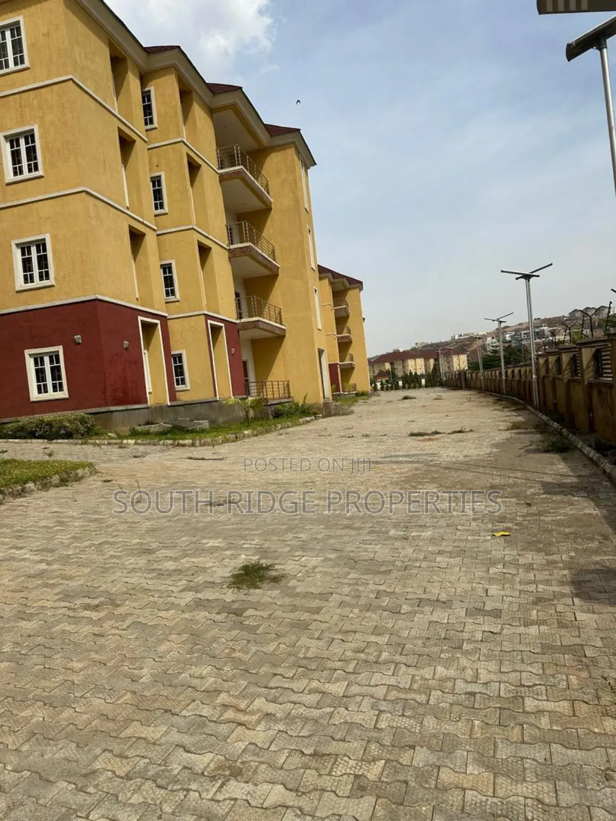 20bdrm Block of Flats in Guzape District for sale in Guzape District