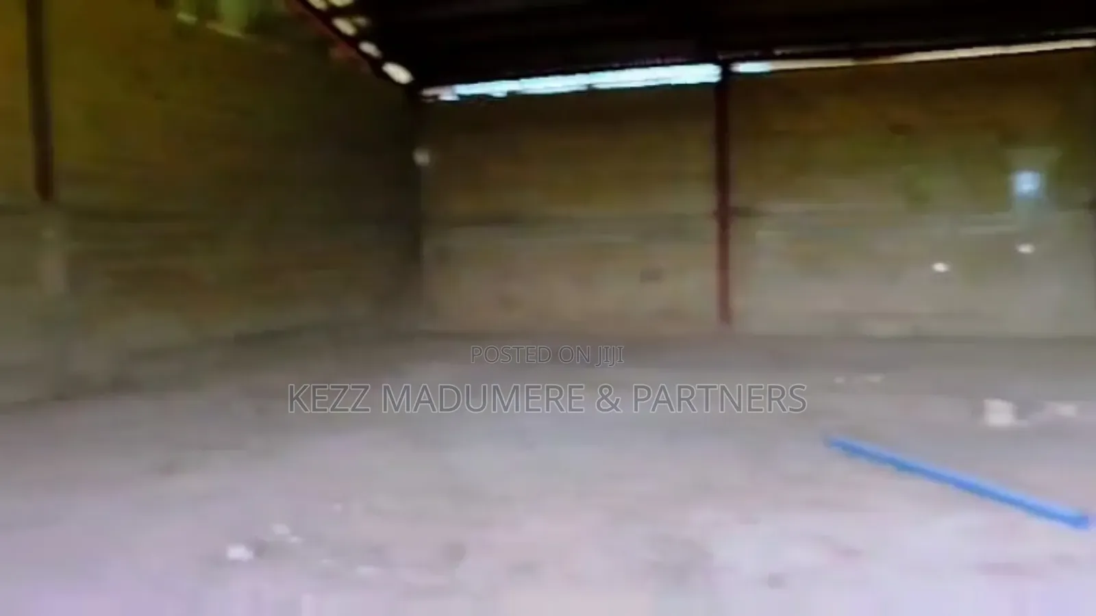 For Sale : 1000 Sqmts Warehouse On 6000 Sqmts Off Airport Rd, Enugu in Enugu