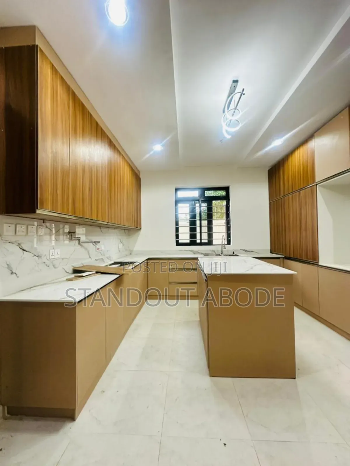 4bdrm Duplex in Inside An Estate, Isheri North for sale in Isheri North